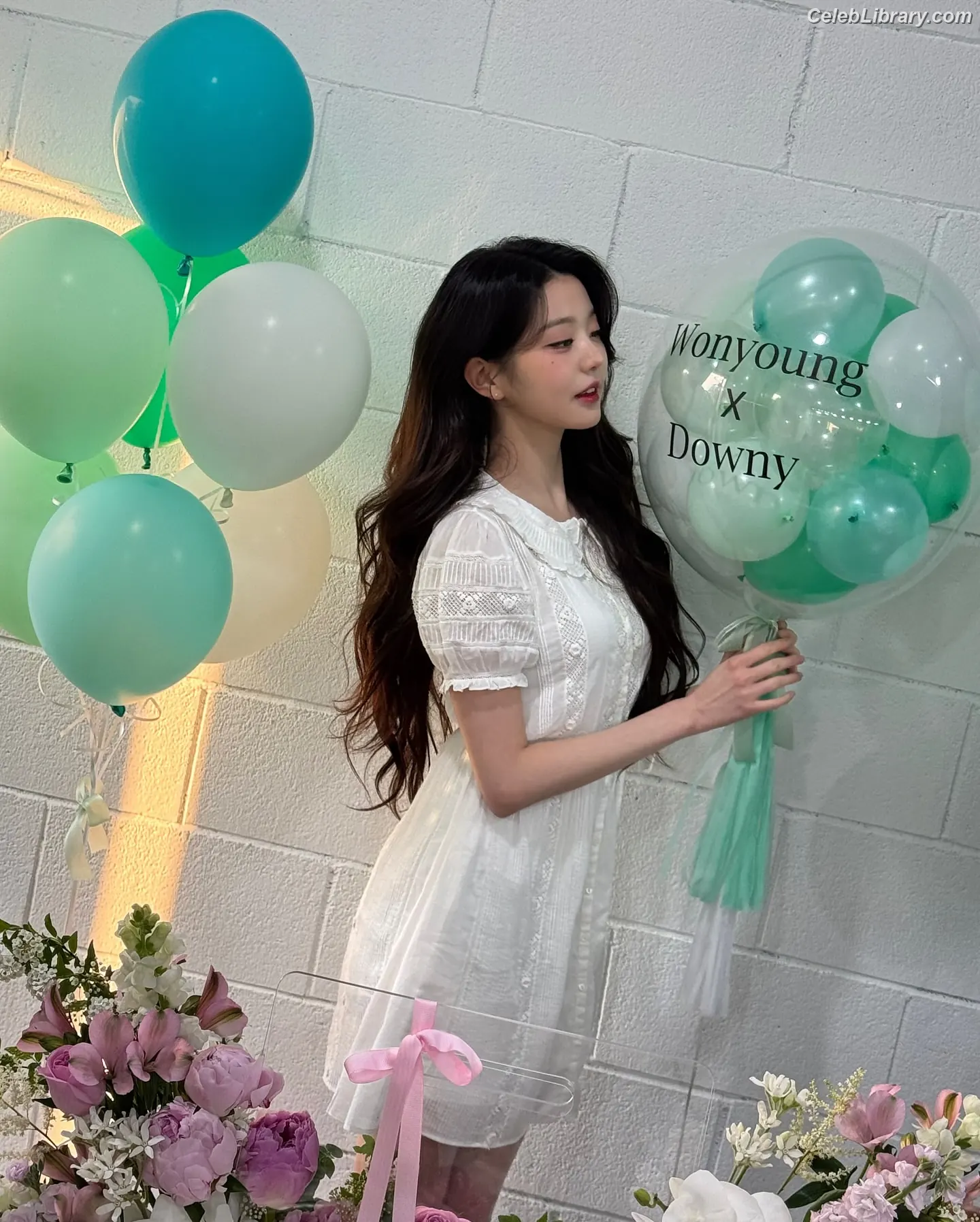 Jang Won-young 장원영 WONYOUNG photo 21 of 5845