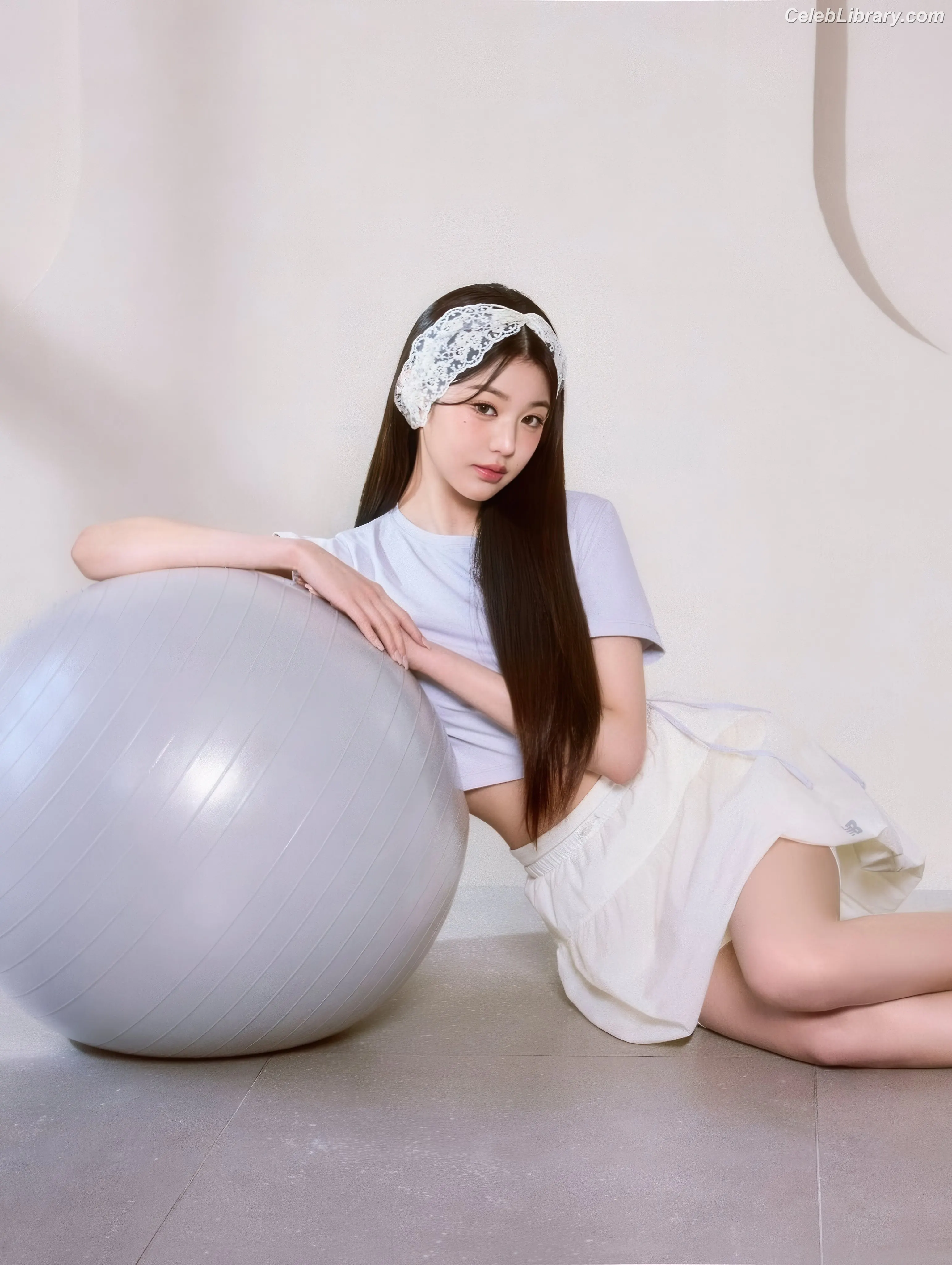 Jang Won-young 장원영 WONYOUNG photo 13 of 5845