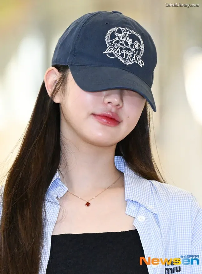 Jang Won-young 장원영 WONYOUNG photo 22 of 5845