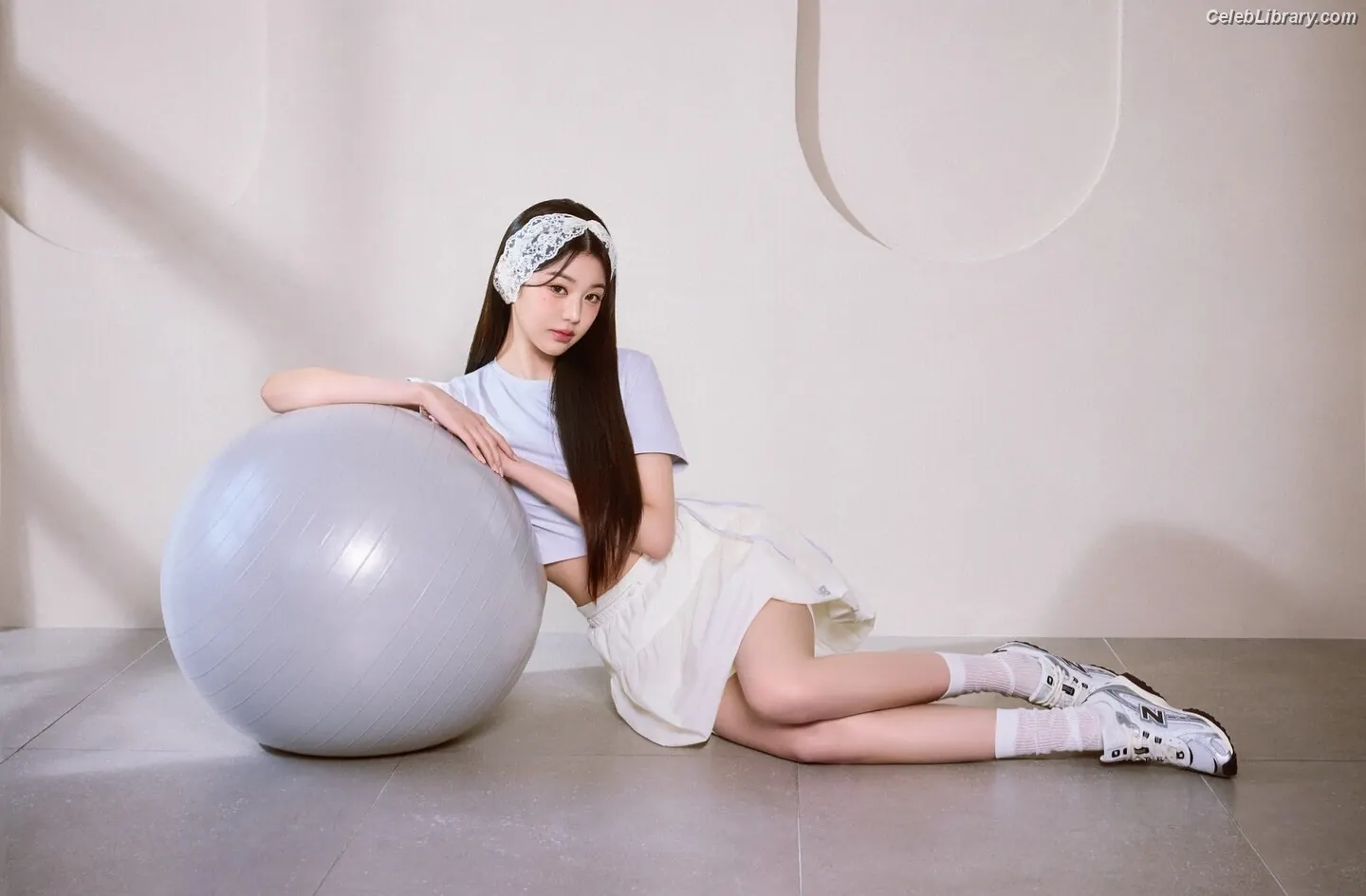 Jang Won-young  장원영 WONYOUNG photo 2 of 5845