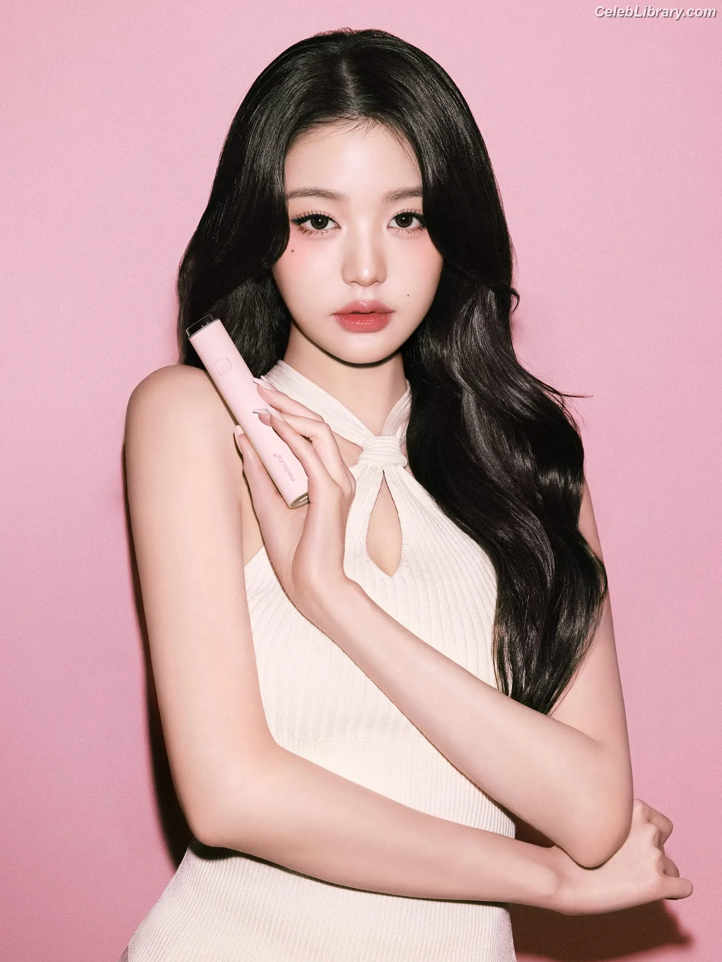 Jang Won-young  장원영 WONYOUNG photo 8 of 5845