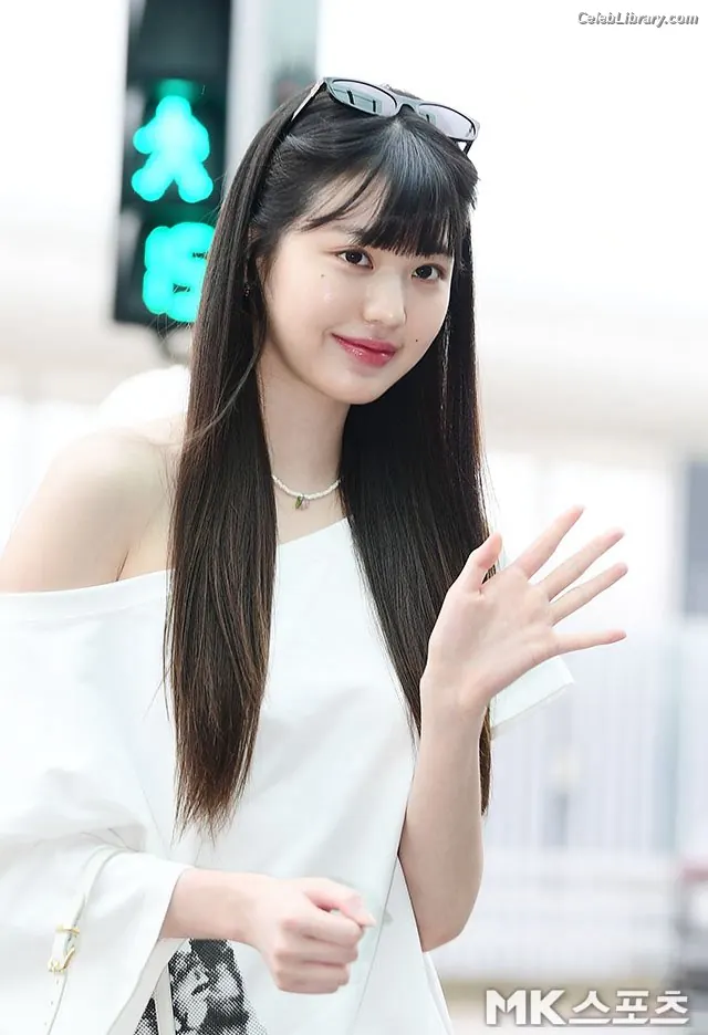 Jang Won-young  장원영 WONYOUNG photo 5 of 5845