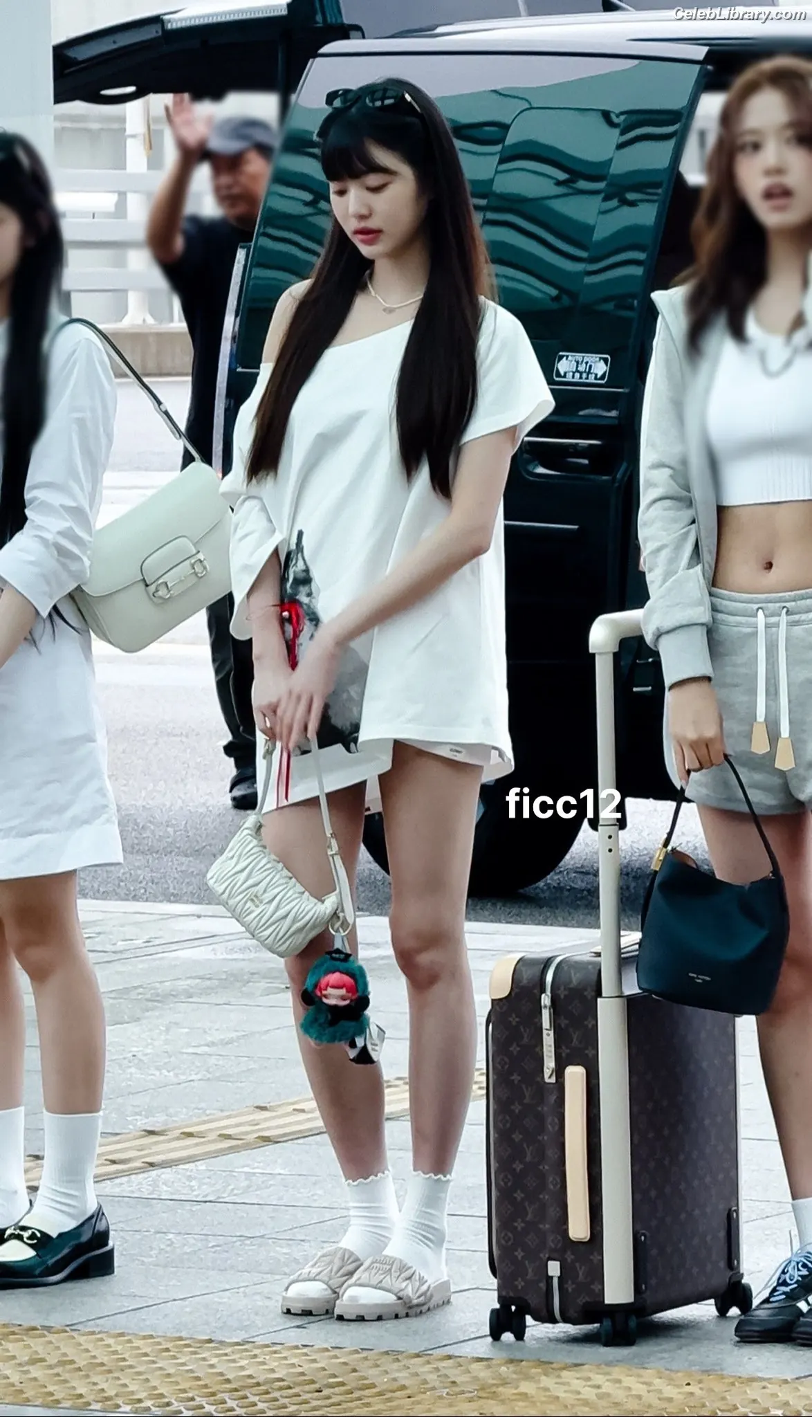 Jang Won-young  장원영 WONYOUNG photo 24 of 5845