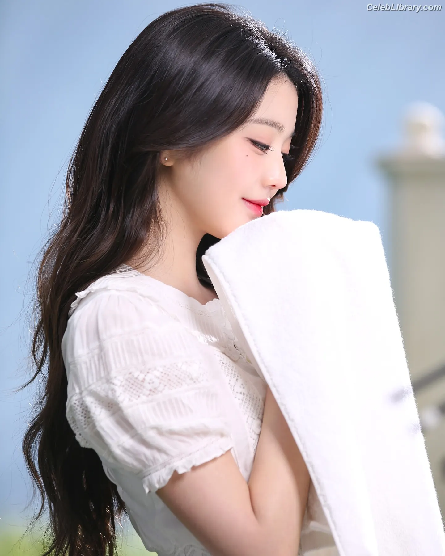 Jang Won-young  장원영 WONYOUNG photo 14 of 5845
