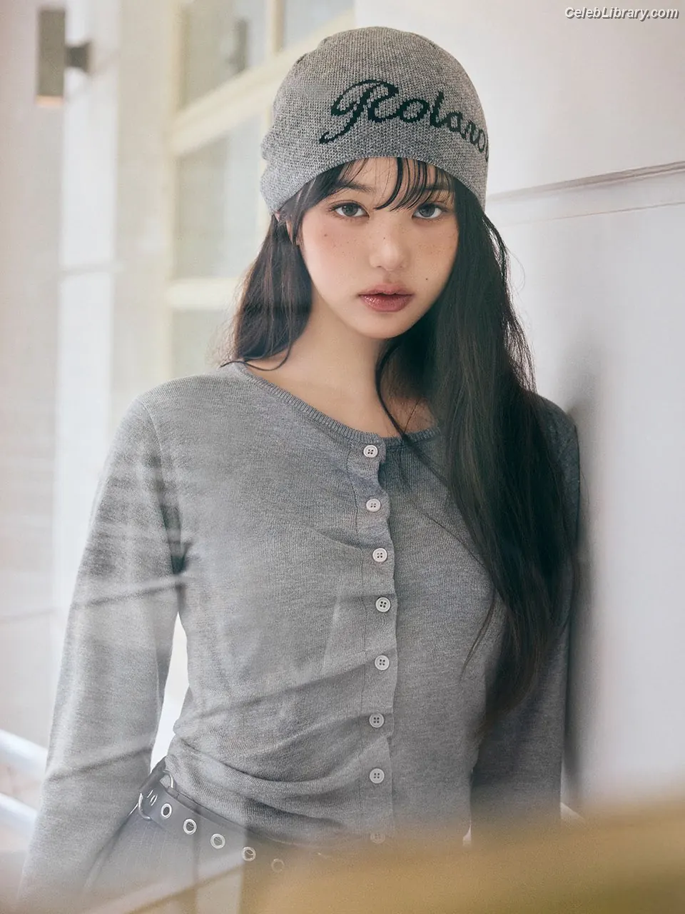 Jang Won-young  장원영 WONYOUNG photo 1 of 5845