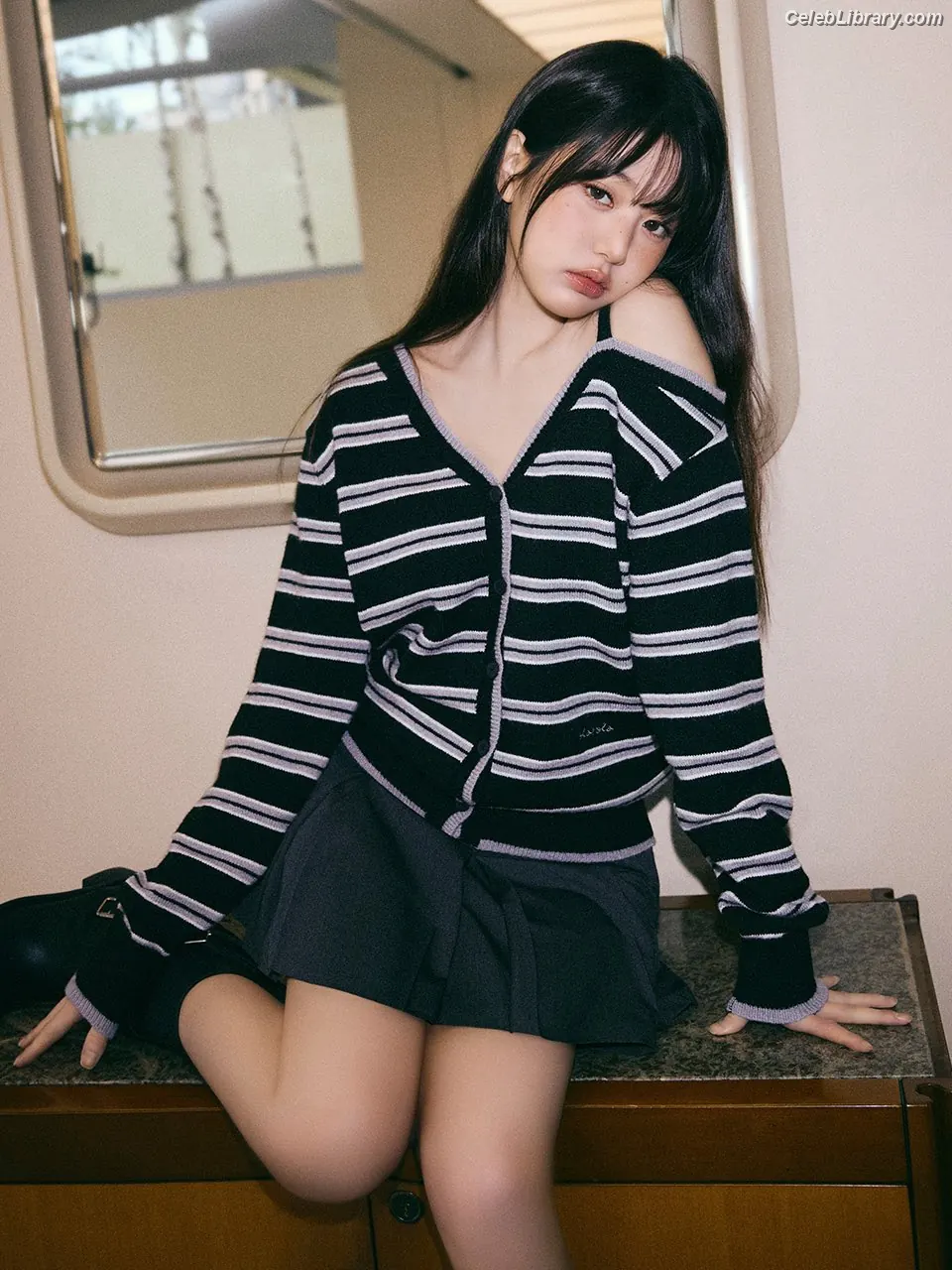 Jang Won-young  장원영 WONYOUNG photo 22 of 5845
