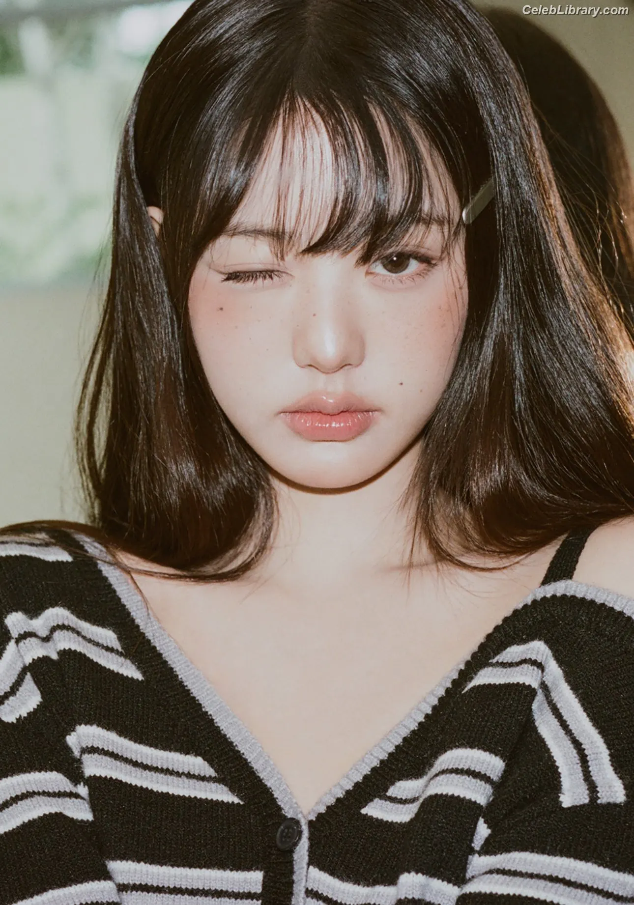 Jang Won-young 장원영 WONYOUNG photo 3 of 5845