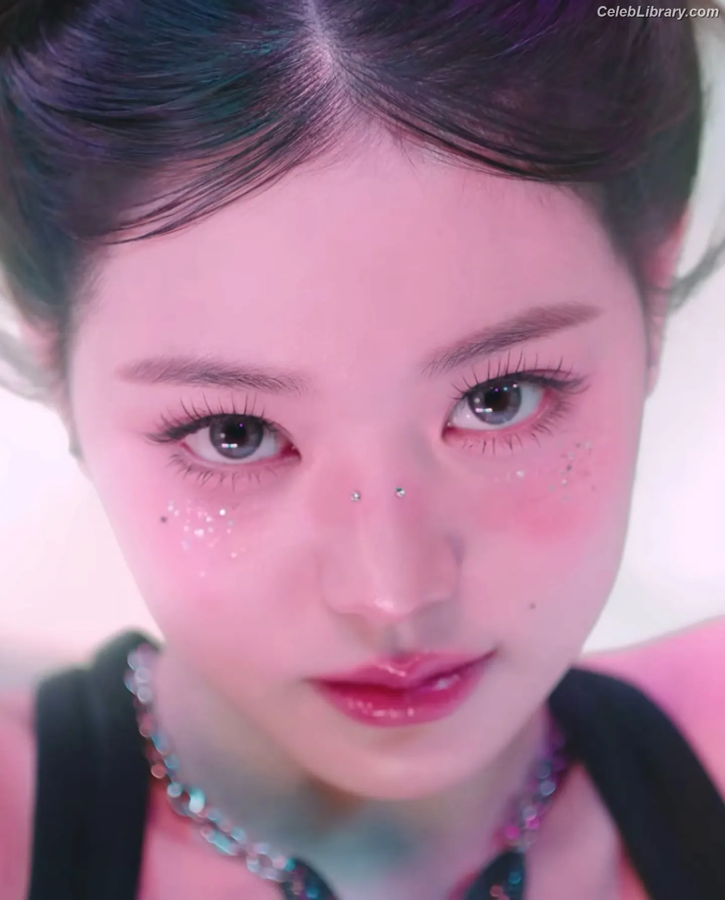 Jang Won-young 장원영 WONYOUNG photo 2 of 5845