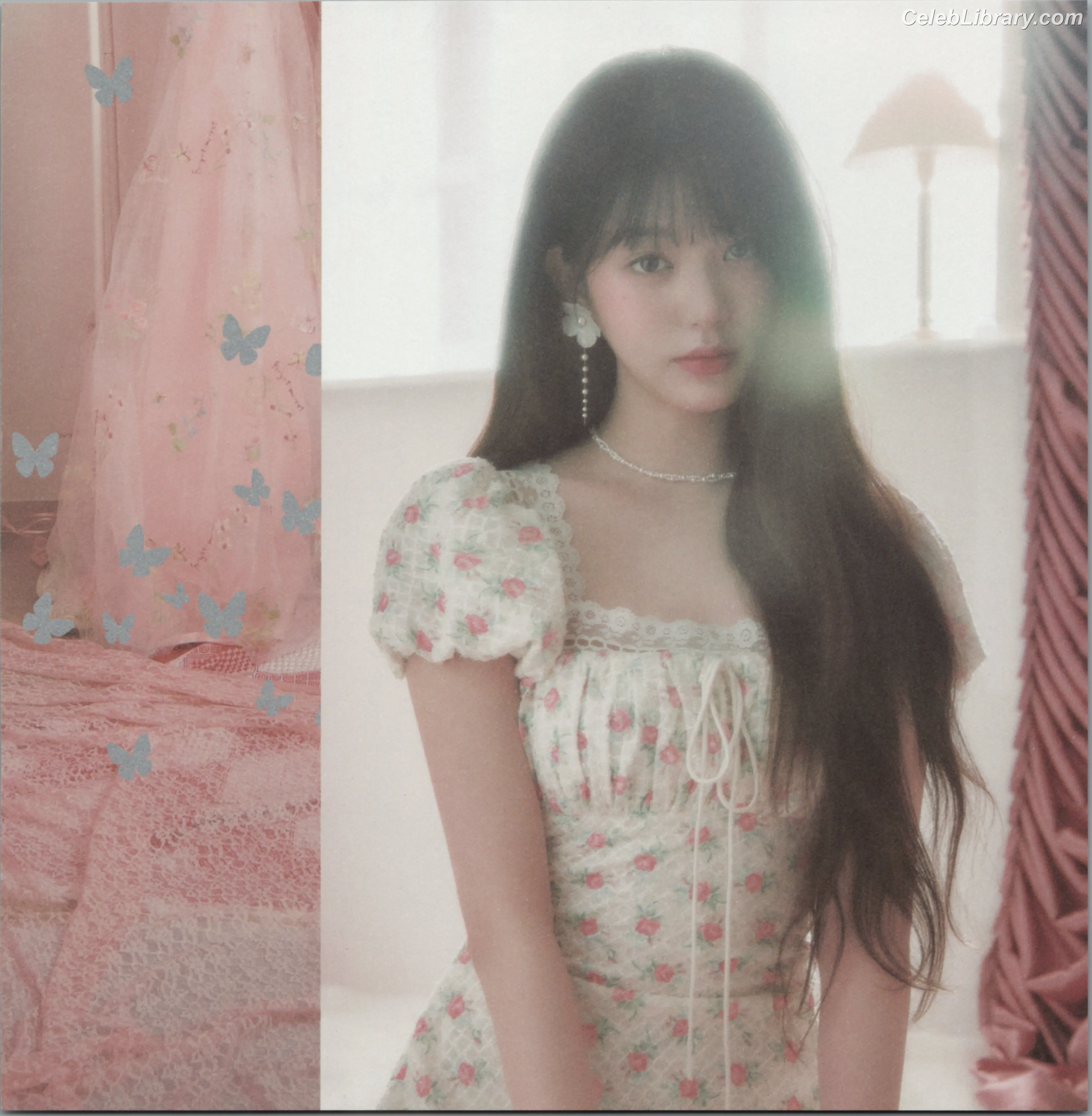 Jang Won-young 장원영 WONYOUNG photo 1 of 5845