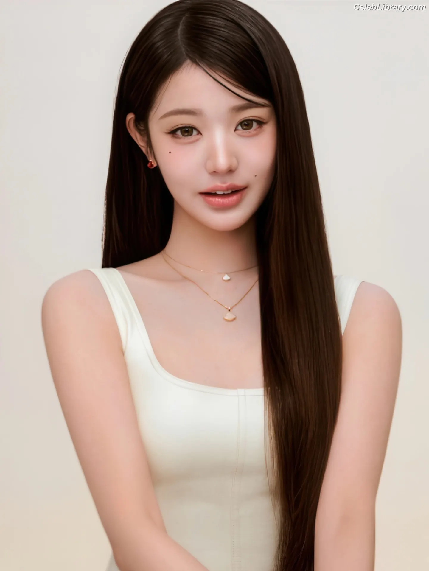 Jang Won-young 장원영 WONYOUNG photo 8 of 5845