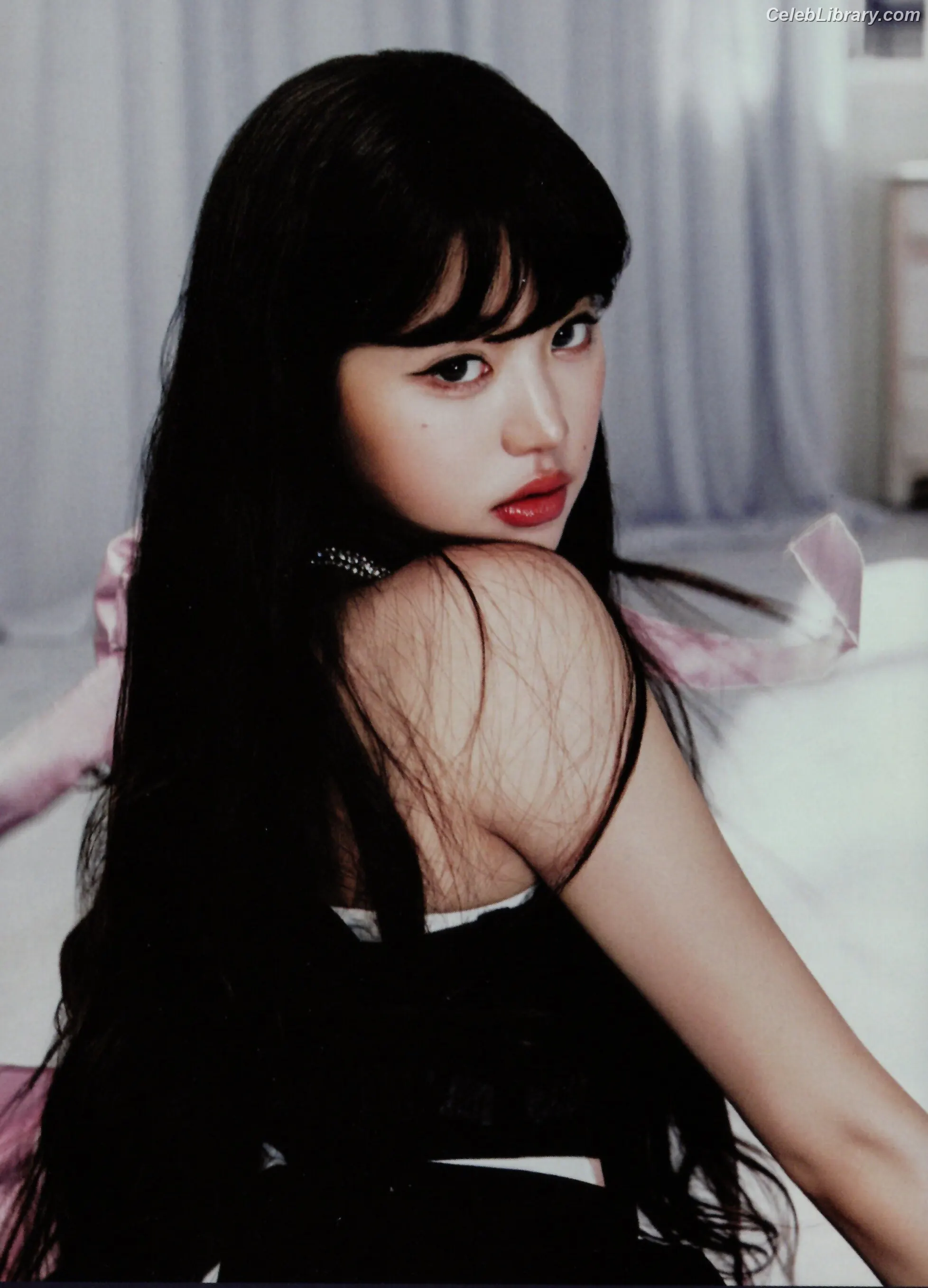Jang Won-young 장원영 WONYOUNG photo 14 of 5845