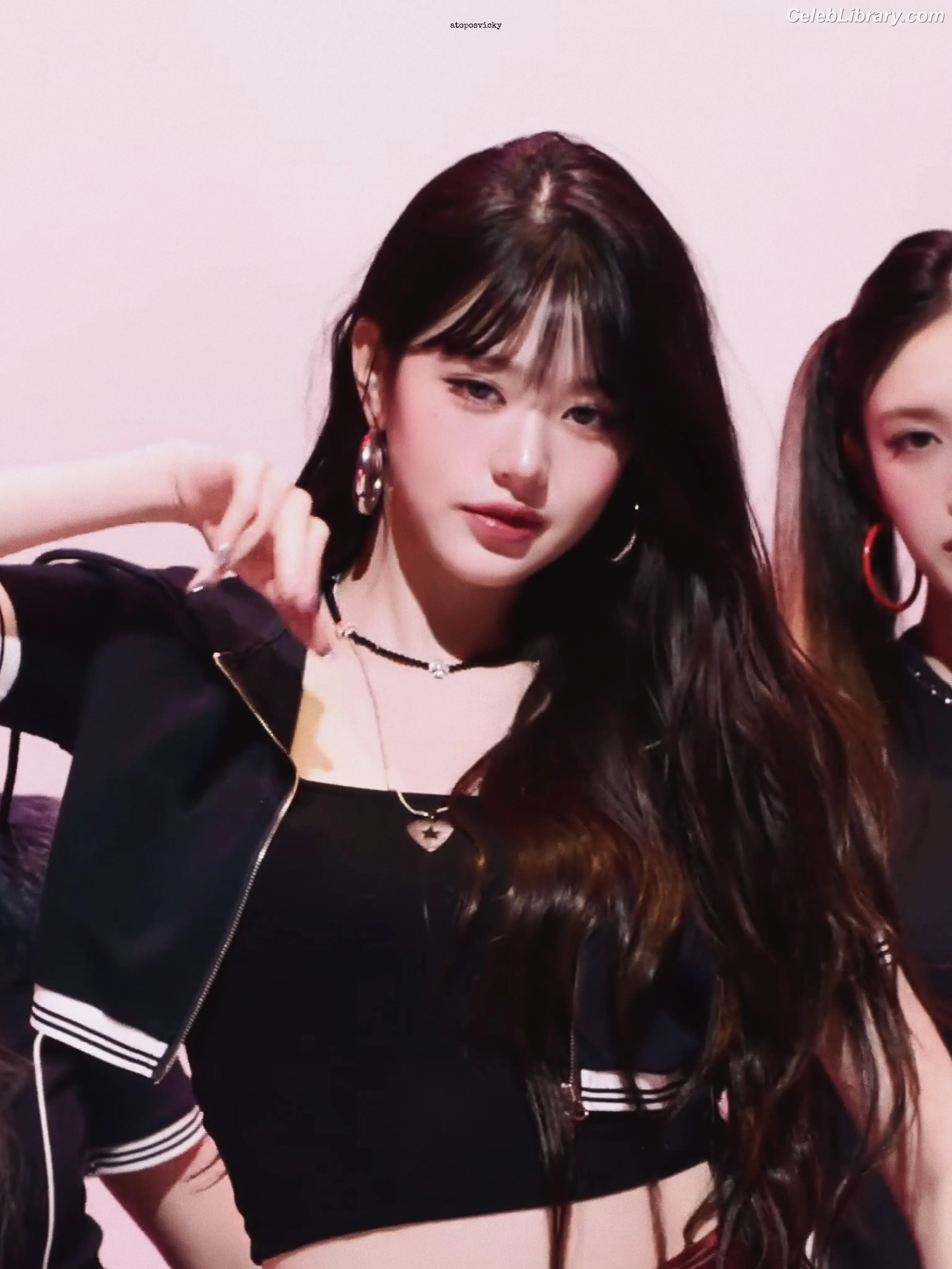 Jang Won-young 장원영 WONYOUNG photo 19 of 5845