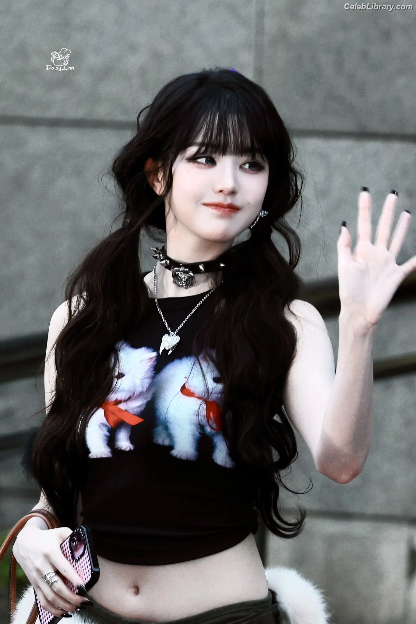 Jang Won-young 장원영 WONYOUNG photo 1 of 5845