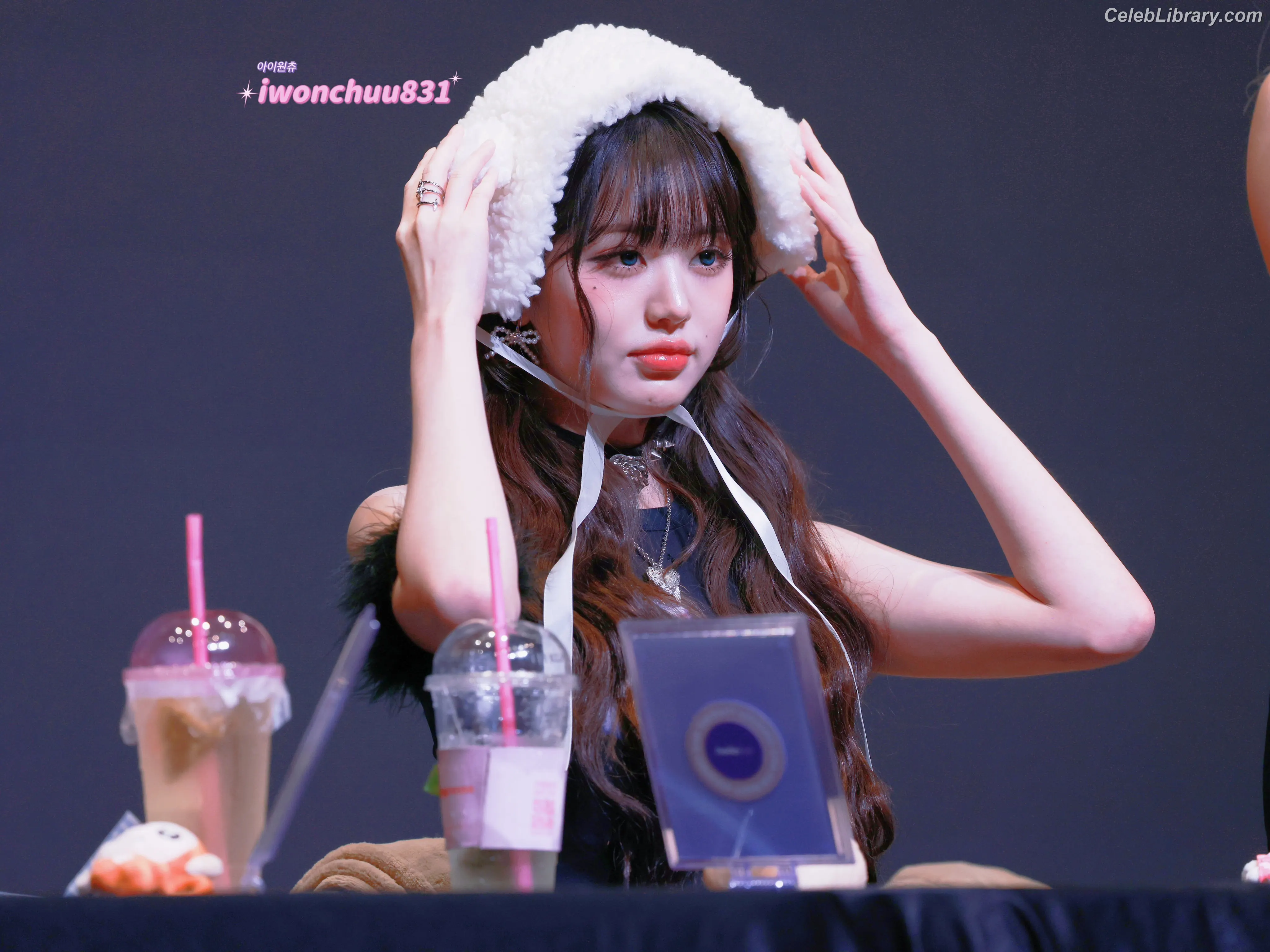 Jang Won-young  장원영 WONYOUNG photo 2 of 5845