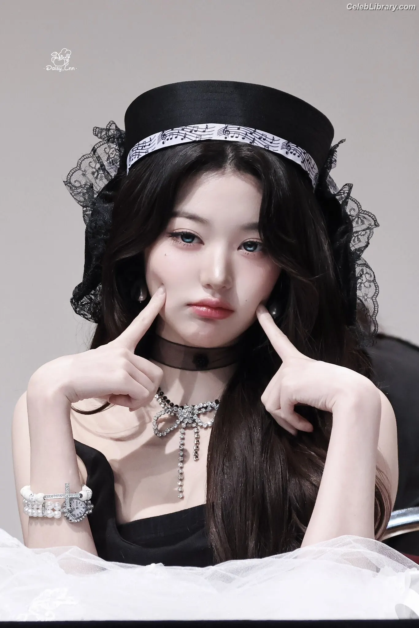 Jang Won-young  장원영 WONYOUNG photo 22 of 5845