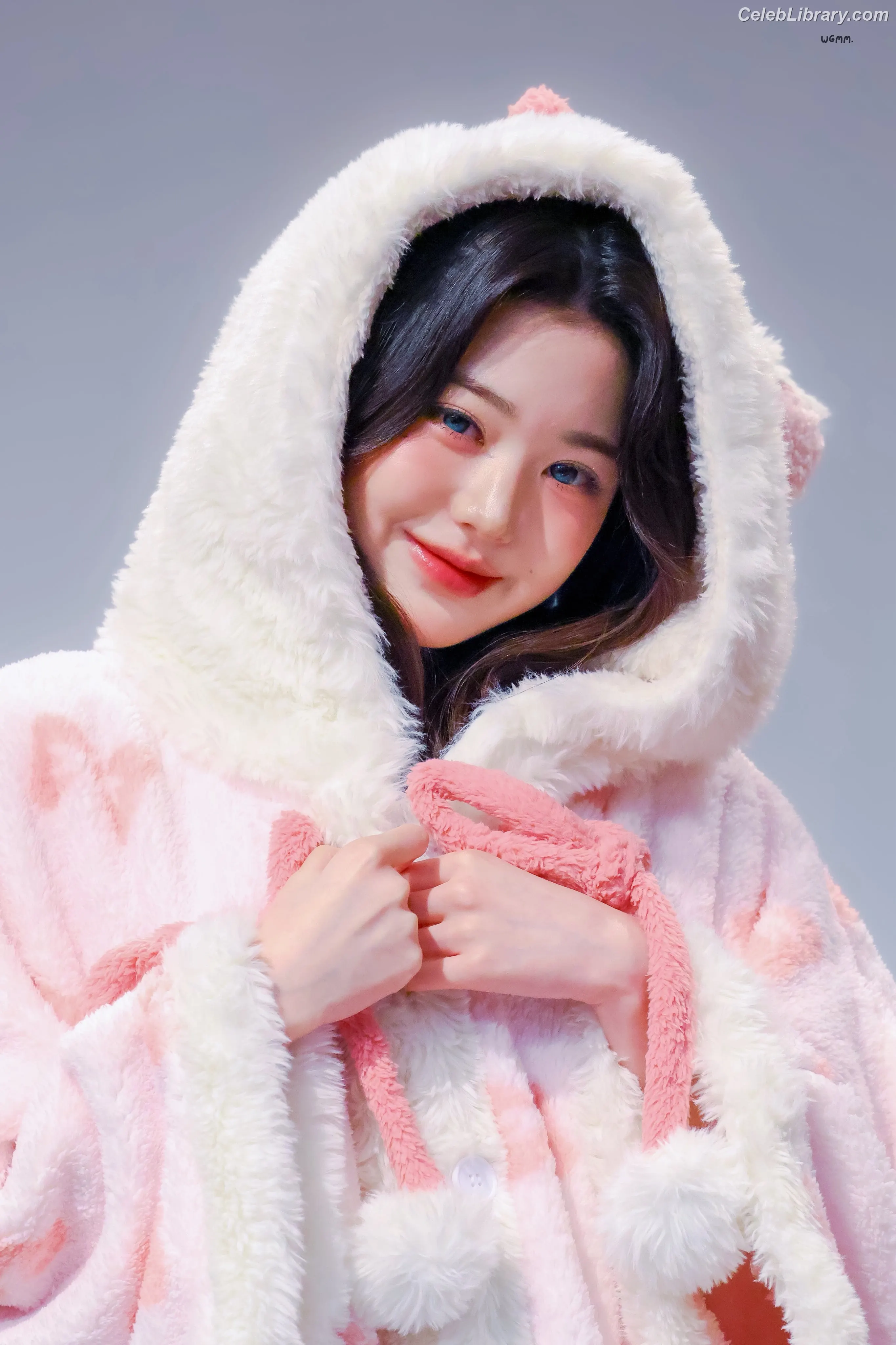 Jang Won-young  장원영 WONYOUNG photo 3 of 5845