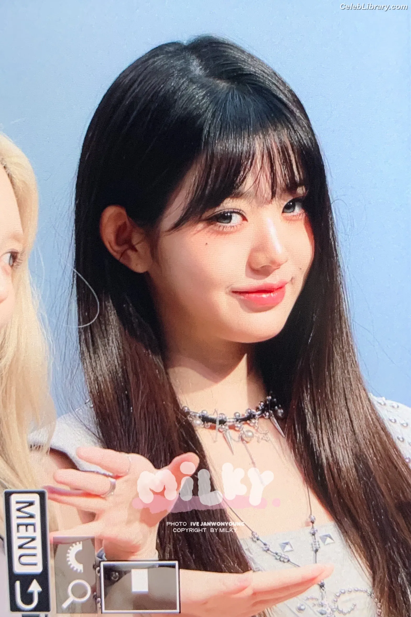 Jang Won-young  장원영 WONYOUNG photo 11 of 5845