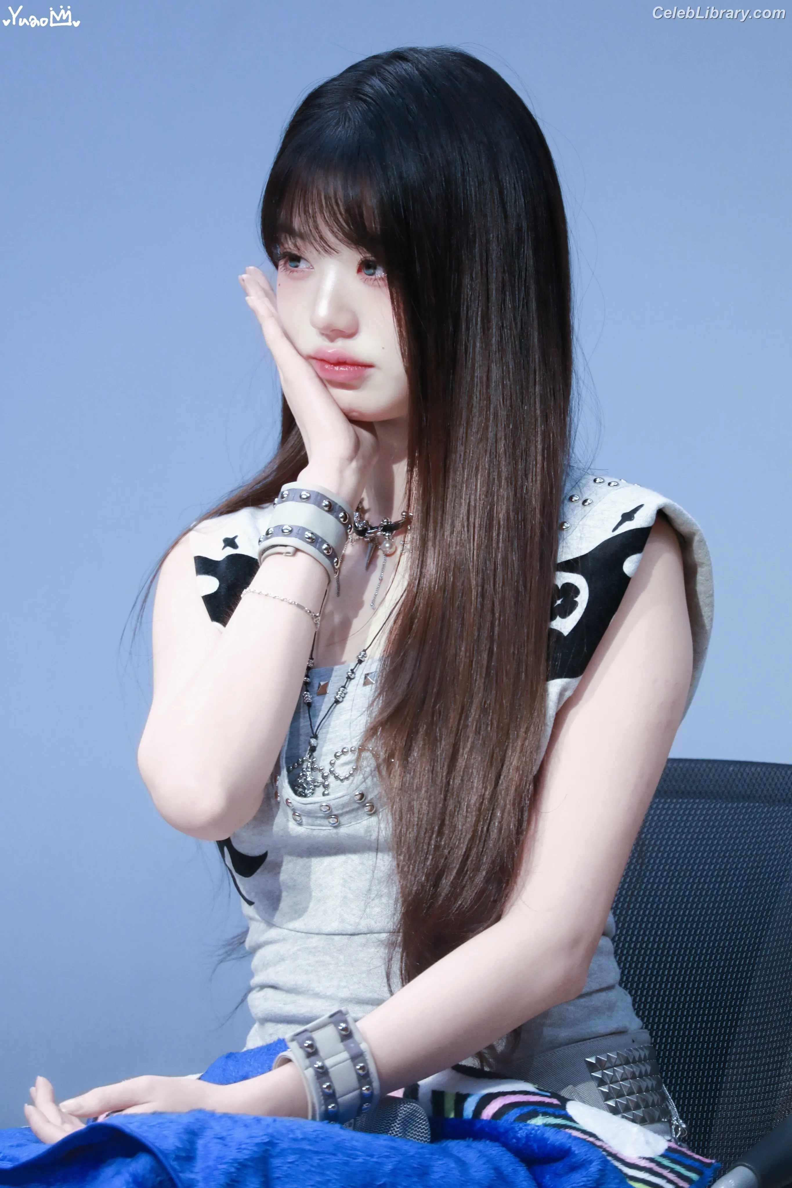 Jang Won-young  장원영 WONYOUNG photo 12 of 5845