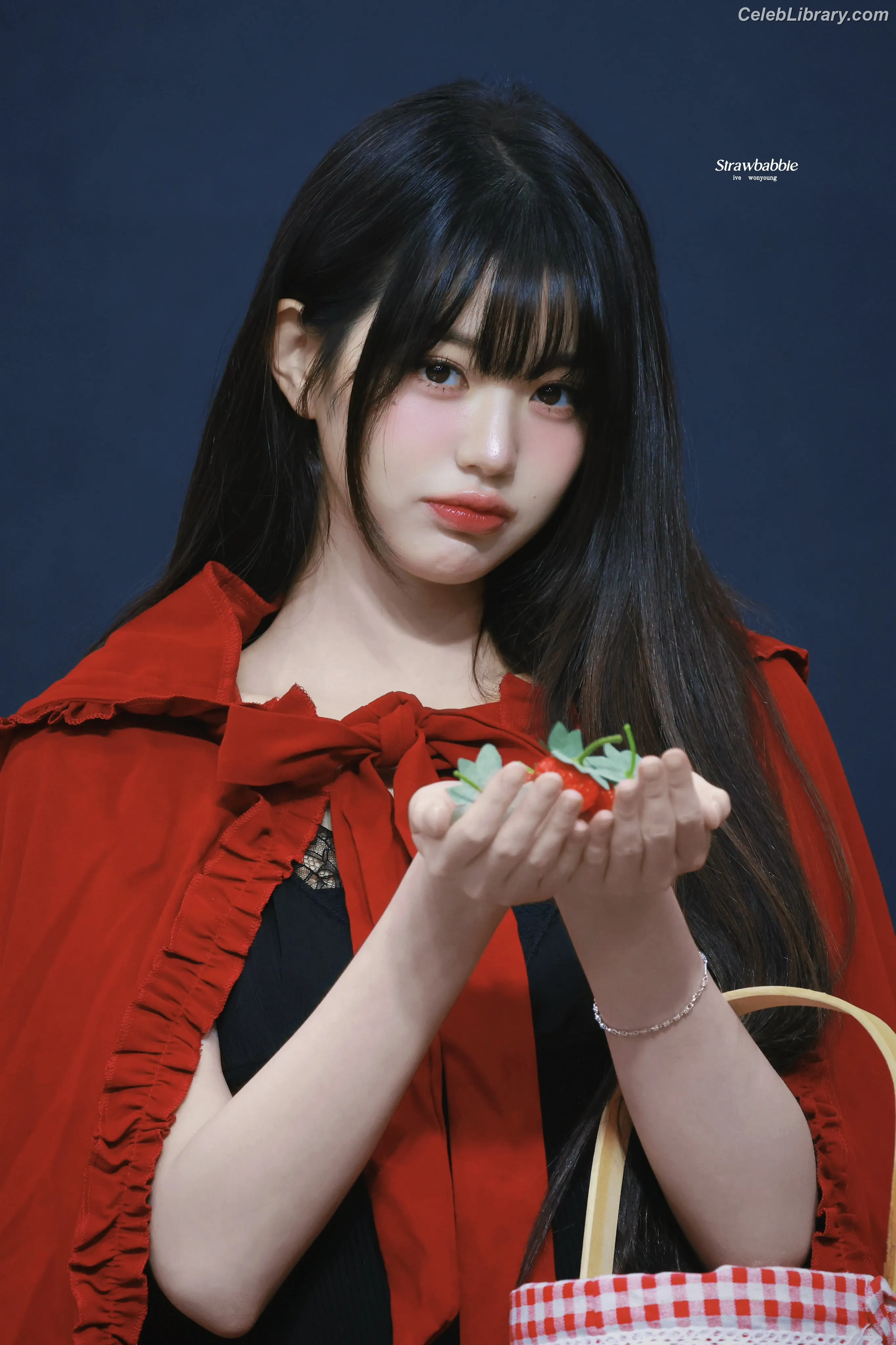 Jang Won-young  장원영 WONYOUNG photo 15 of 5845