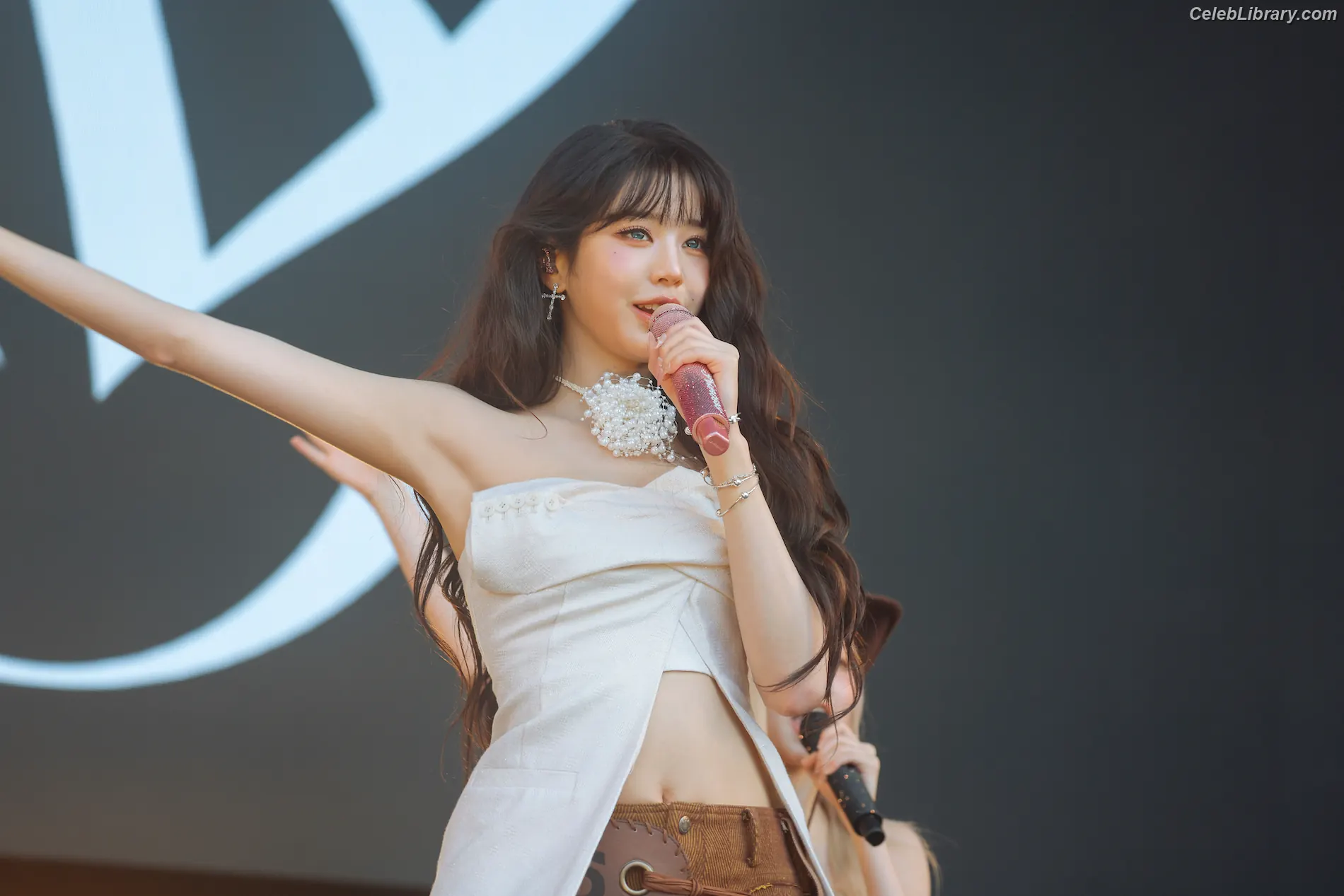 Jang Won-young  장원영 WONYOUNG photo 19 of 5845