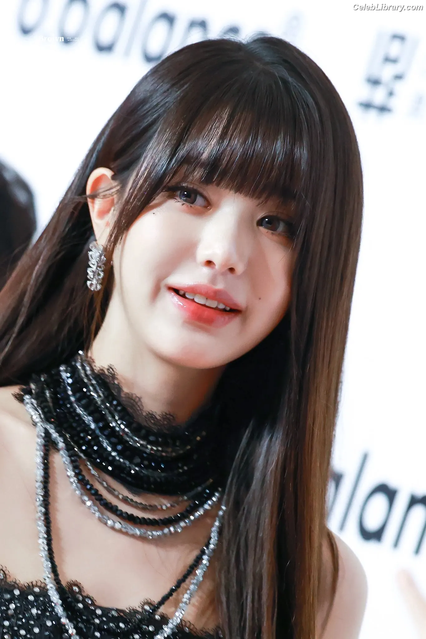 Jang Won-young  장원영 WONYOUNG photo 8 of 5845