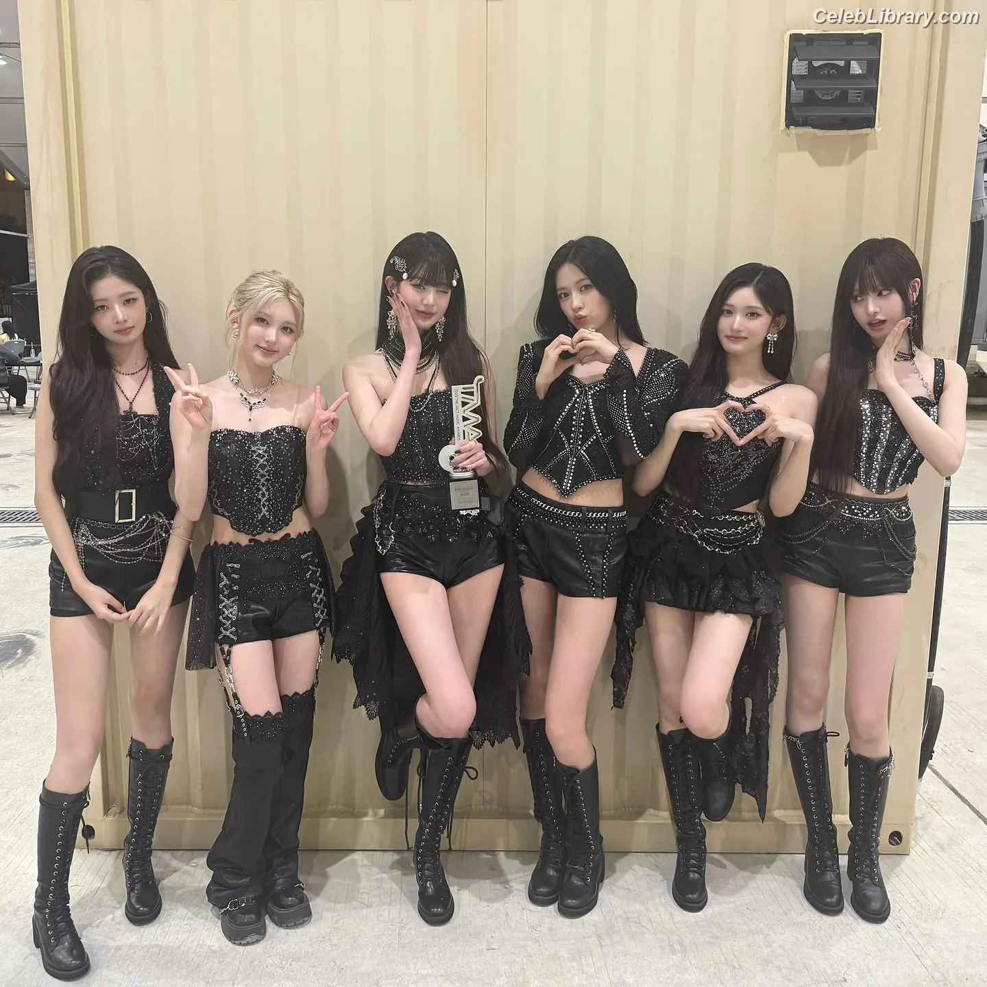 Jang Won-young  장원영 WONYOUNG photo 11 of 5845