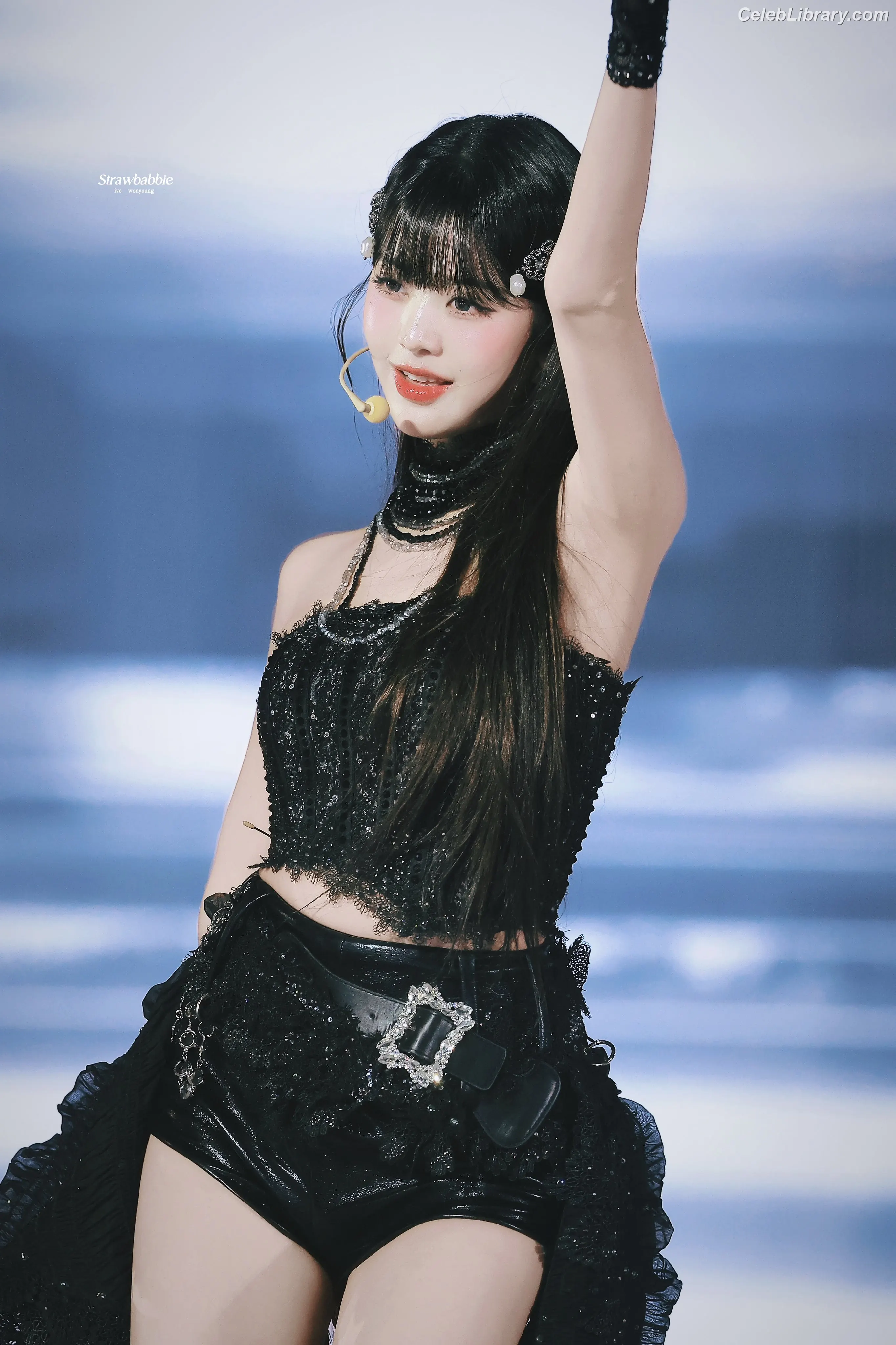 Jang Won-young 장원영 WONYOUNG photo 2 of 5845