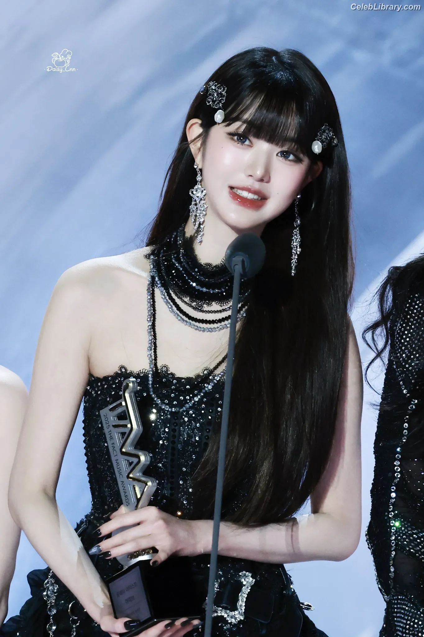 Jang Won-young 장원영 WONYOUNG photo 4 of 5845