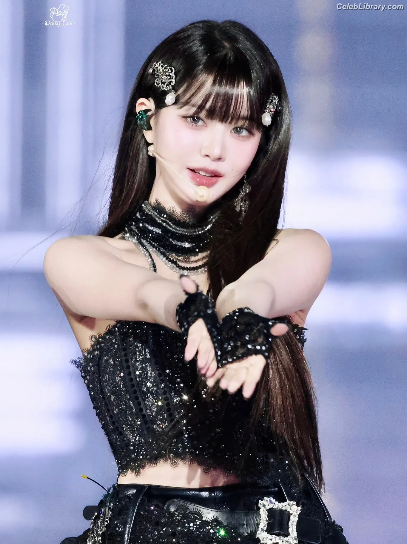 Jang Won-young 장원영 WONYOUNG photo 15 of 5845