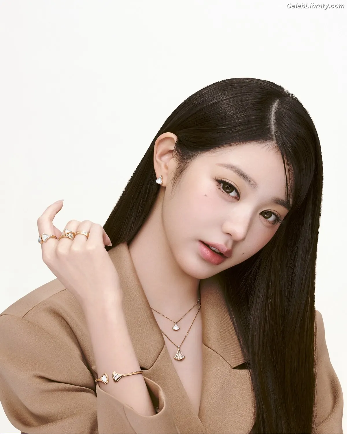 Jang Won-young 장원영 WONYOUNG photo 14 of 5845