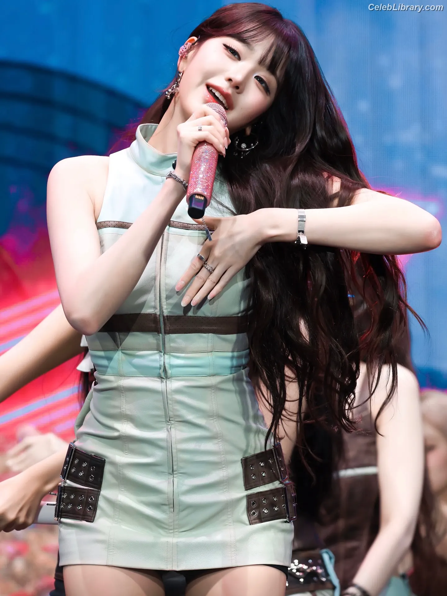 Jang Won-young  장원영 WONYOUNG photo 7 of 5845