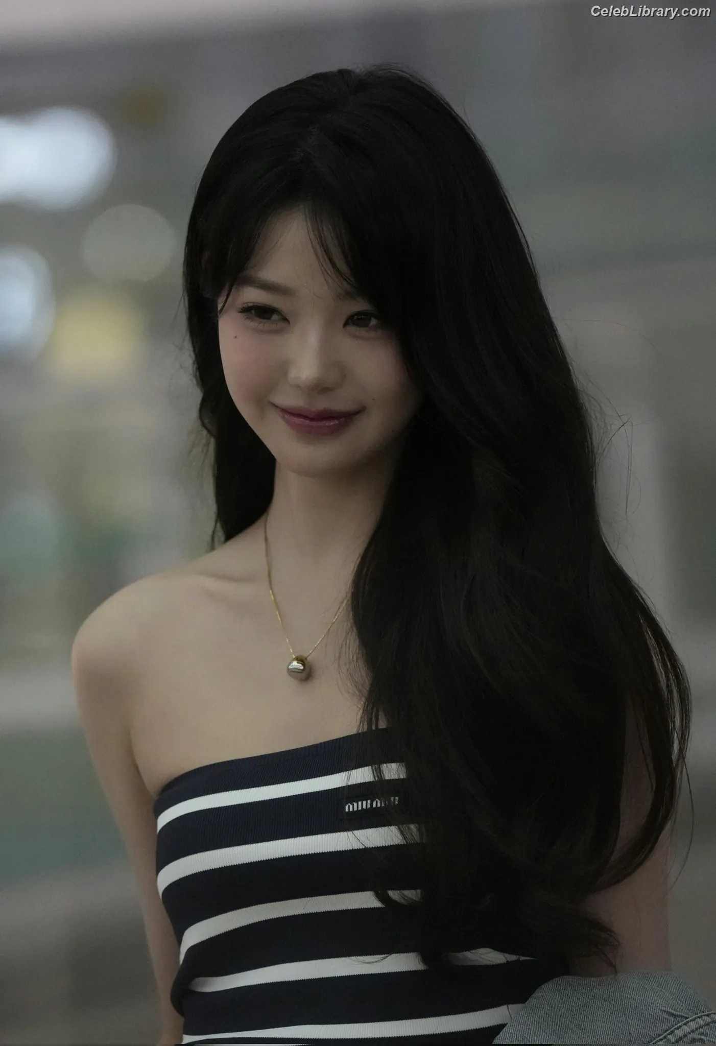Jang Won-young 장원영 WONYOUNG photo 5 of 5845