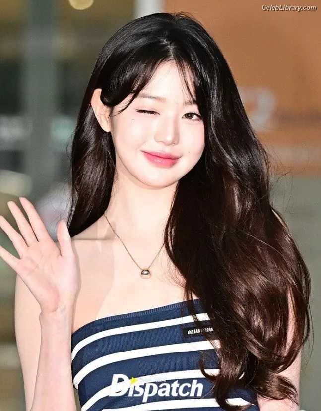 Jang Won-young 장원영 WONYOUNG photo 10 of 5845