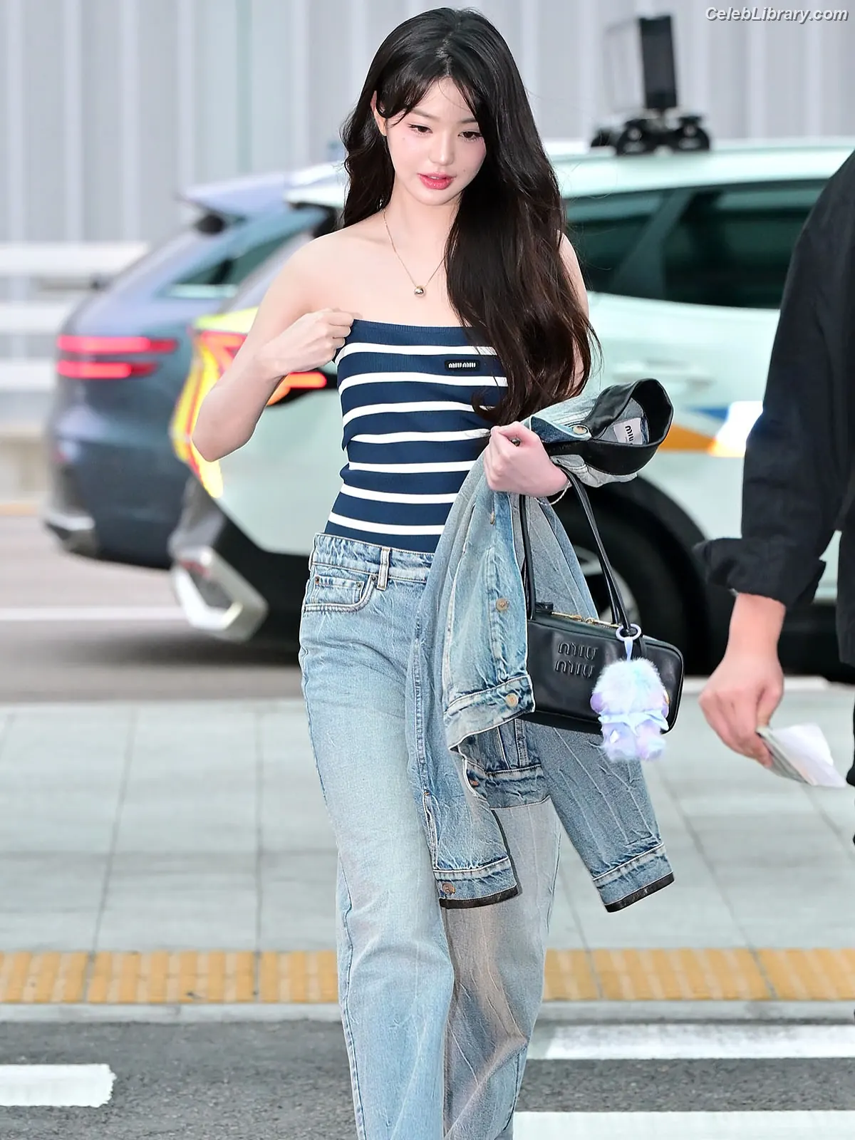 Jang Won-young 장원영 WONYOUNG photo 12 of 5845