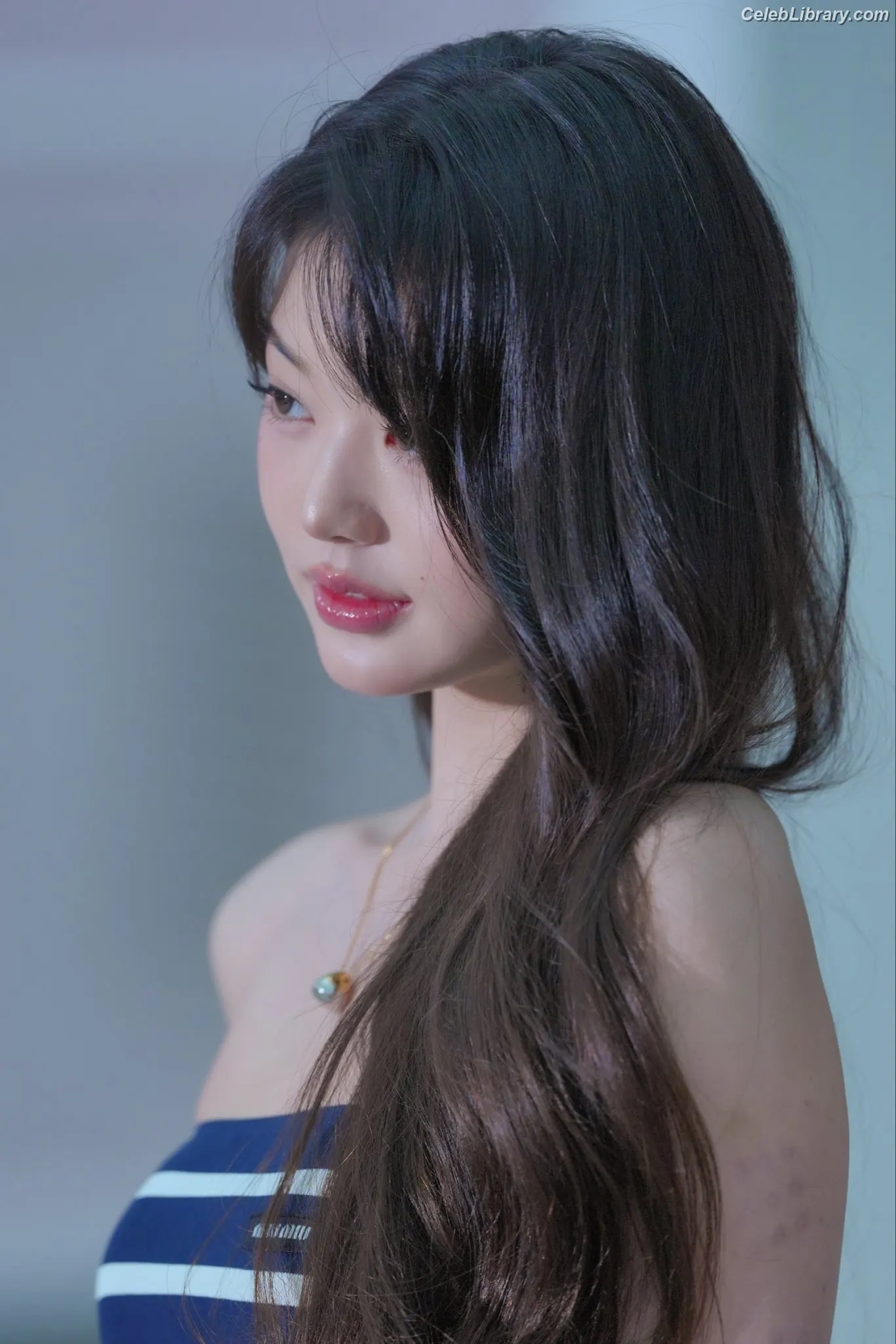 Jang Won-young 장원영 WONYOUNG photo 24 of 5845