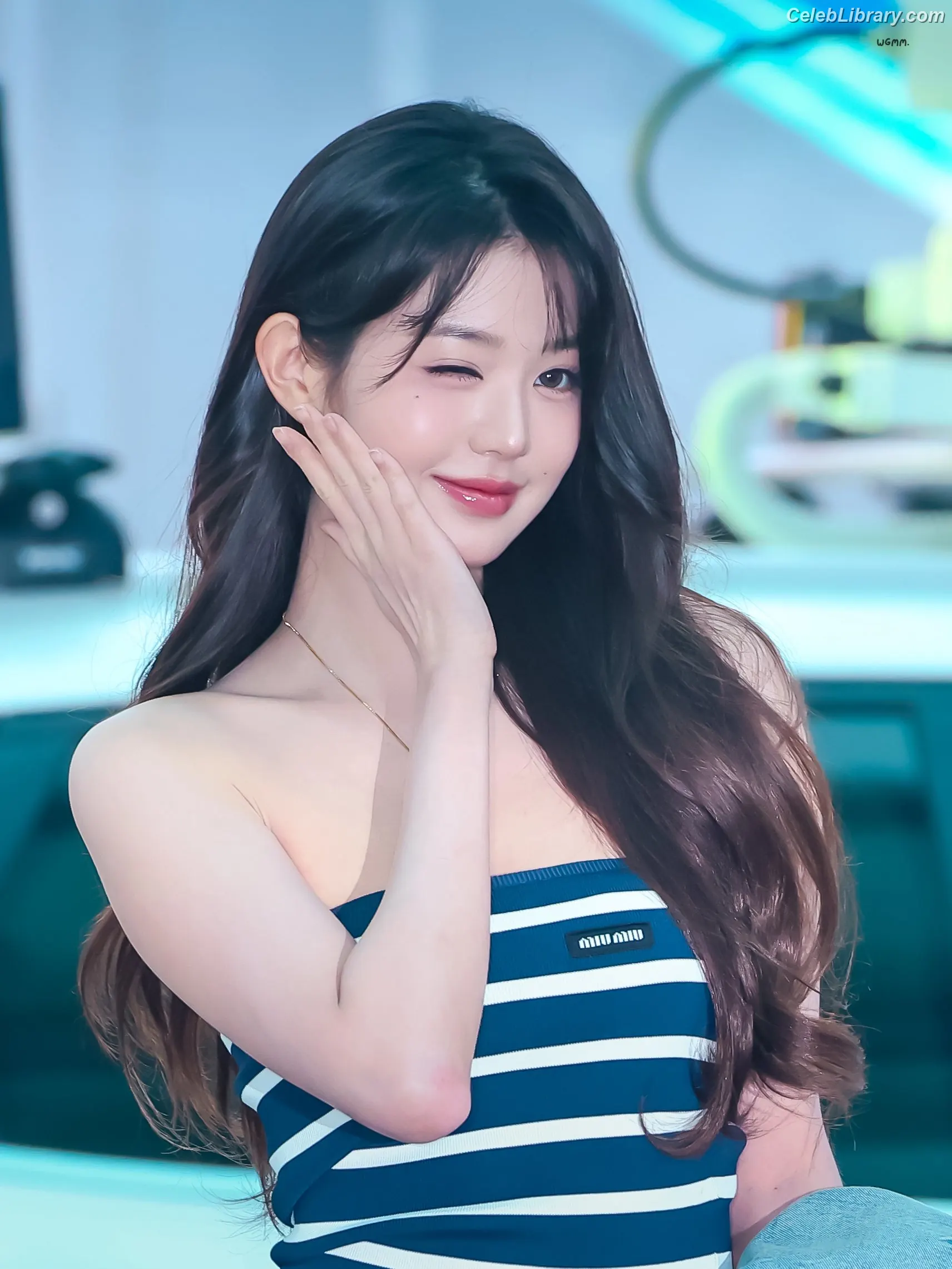Jang Won-young  장원영 WONYOUNG photo 3 of 5845