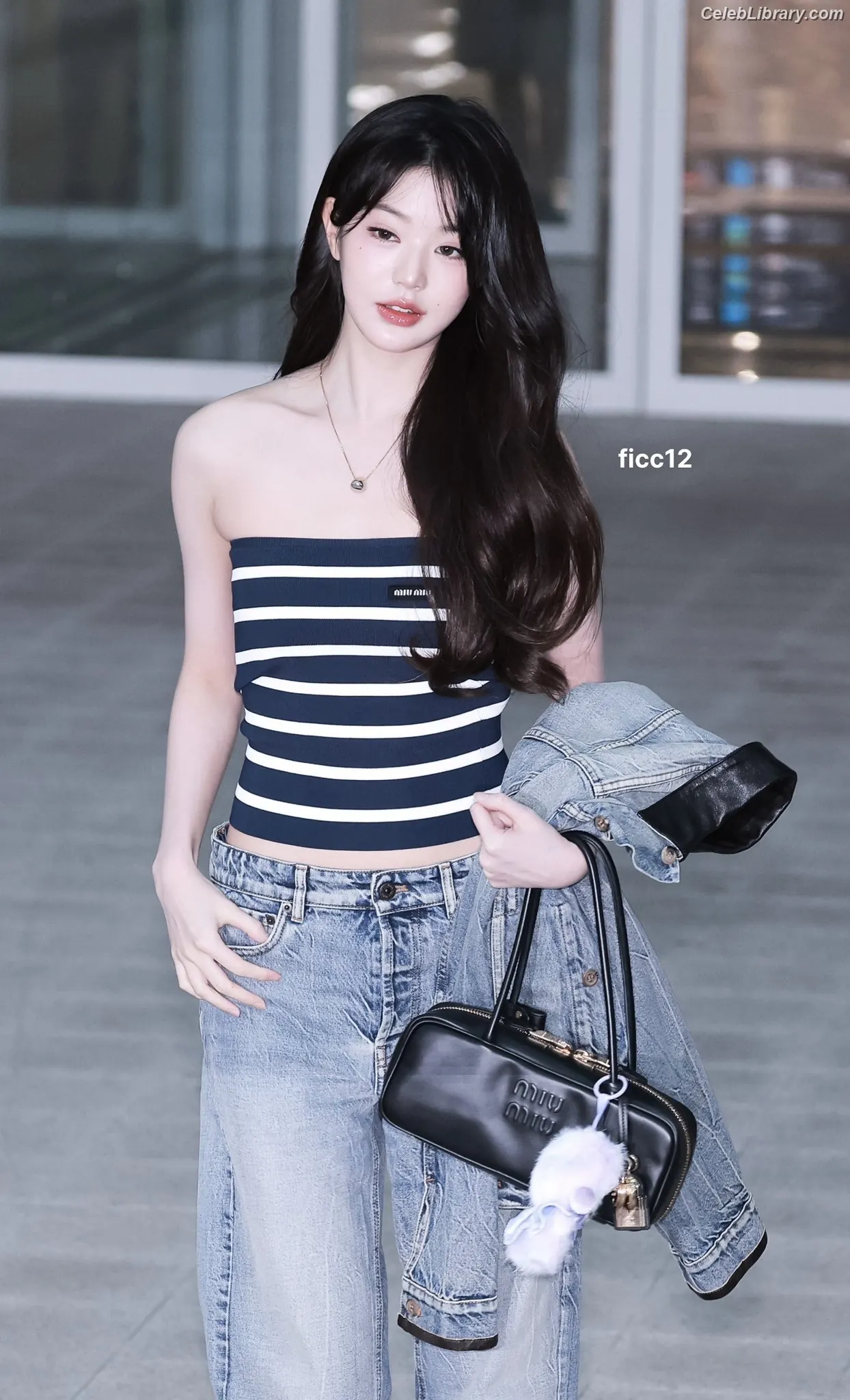 Jang Won-young  장원영 WONYOUNG photo 5 of 5845