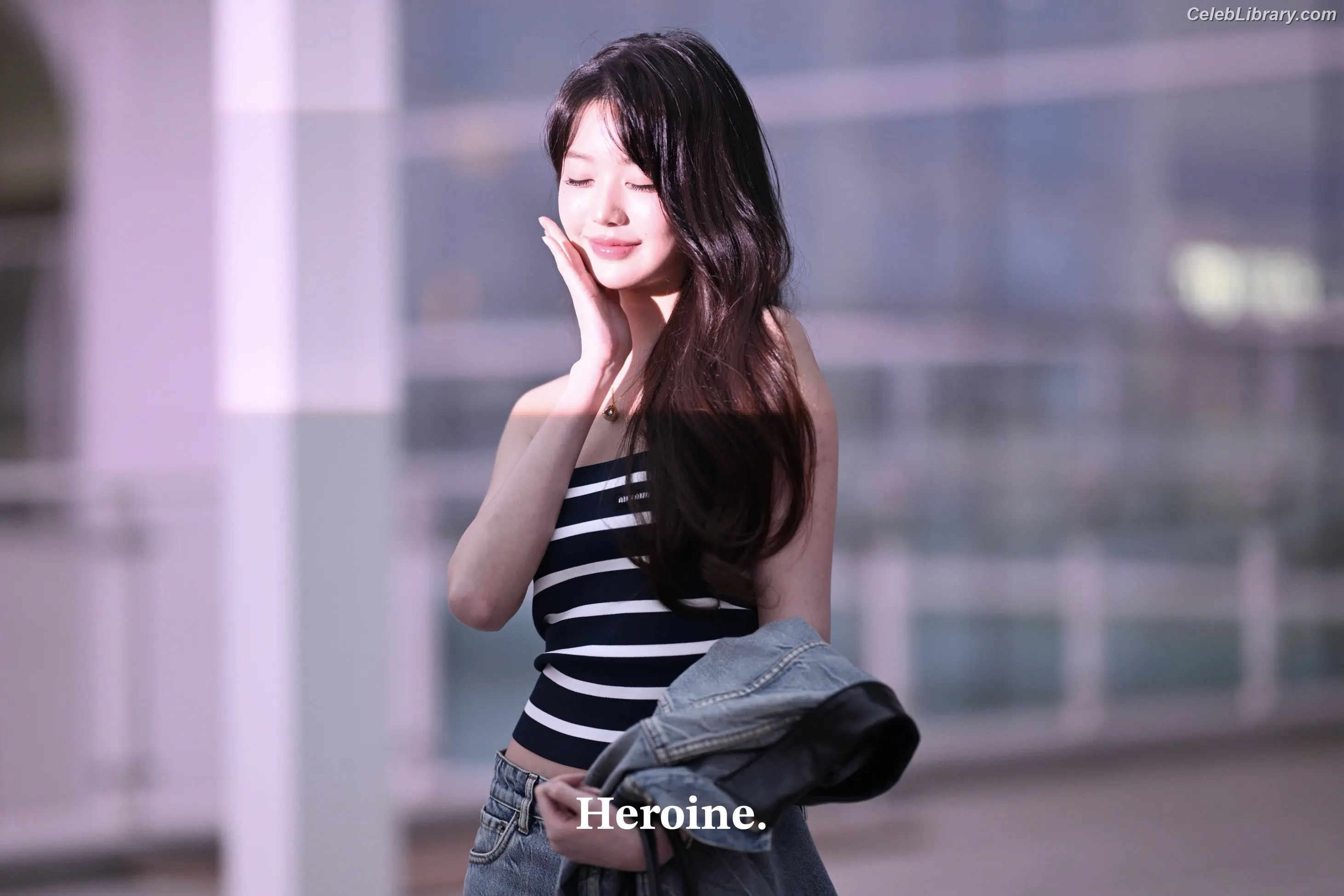 Jang Won-young  장원영 WONYOUNG photo 2 of 5845