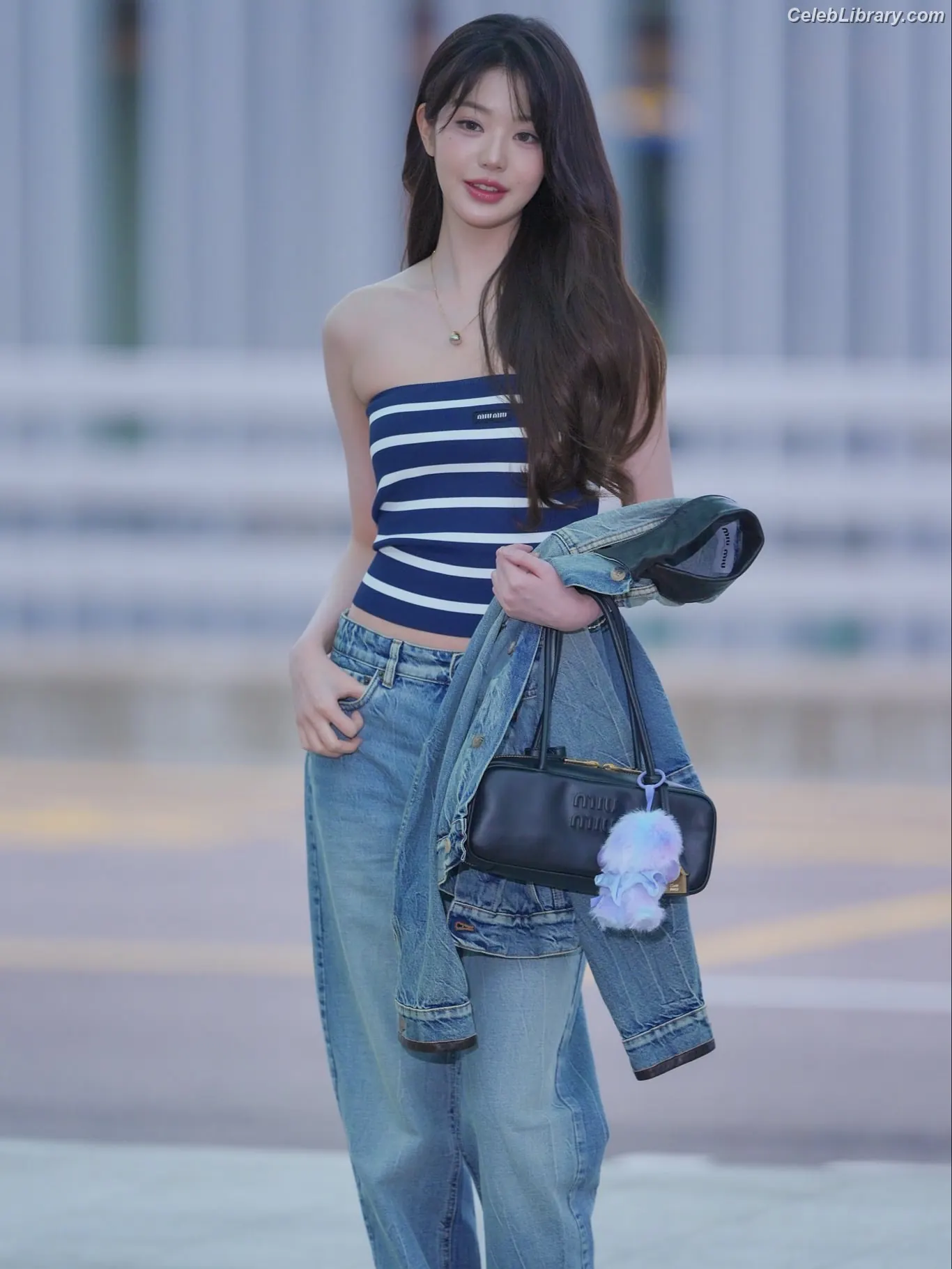 Jang Won-young  장원영 WONYOUNG photo 4 of 5845