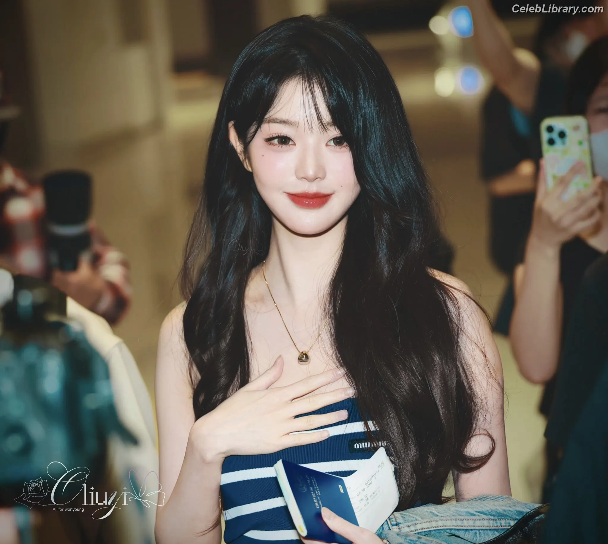 Jang Won-young  장원영 WONYOUNG photo 9 of 5845