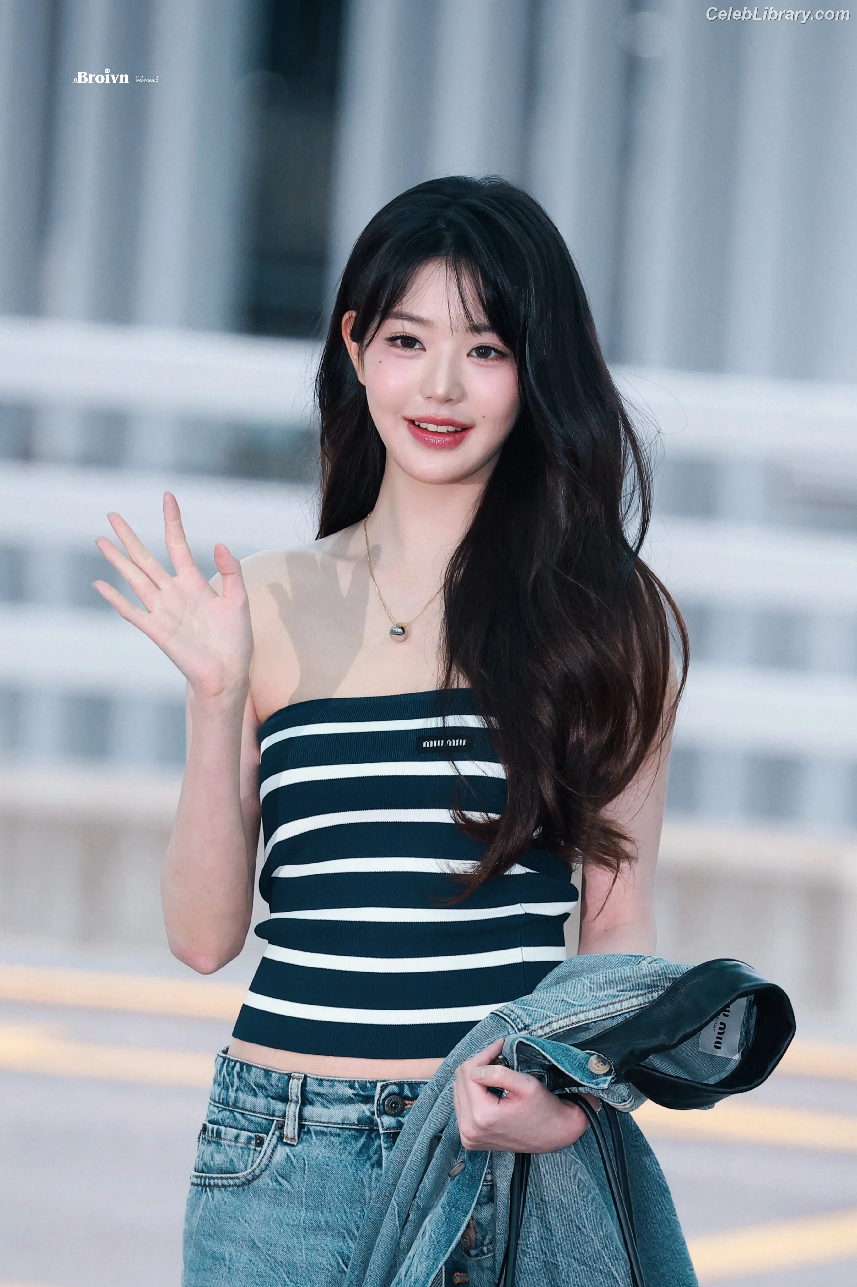Jang Won-young  장원영 WONYOUNG photo 14 of 5845