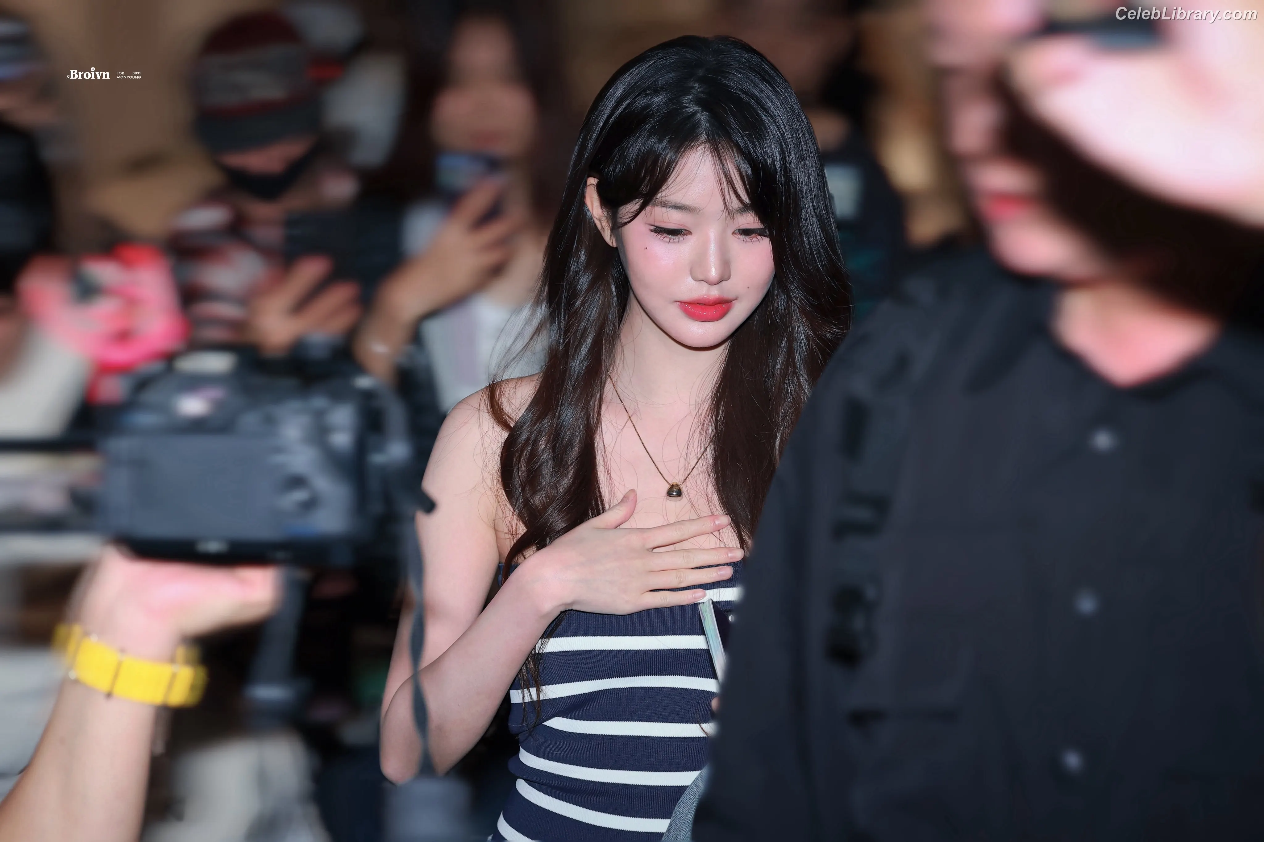 Jang Won-young  장원영 WONYOUNG photo 17 of 5845