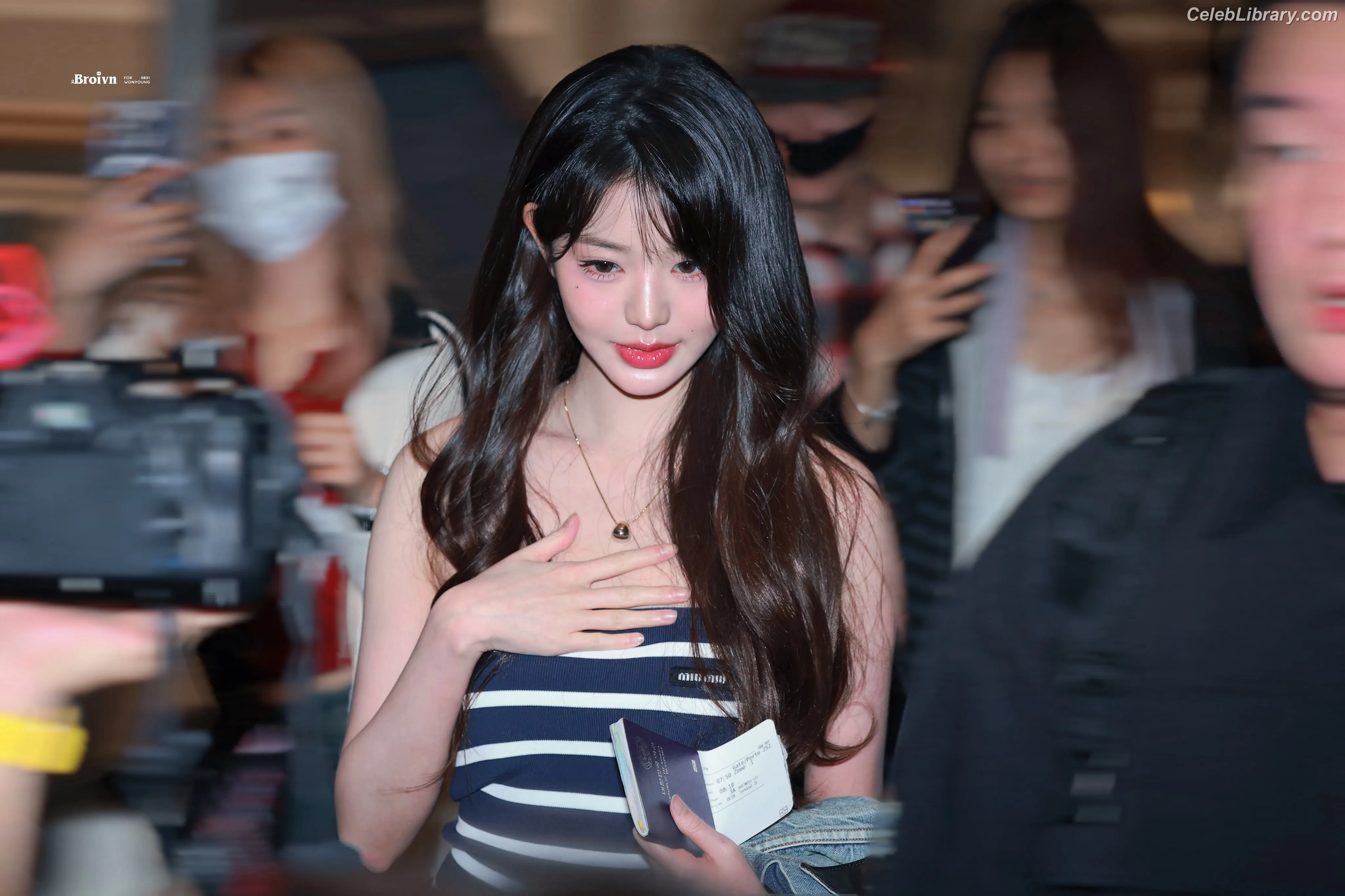 Jang Won-young  장원영 WONYOUNG photo 19 of 5845