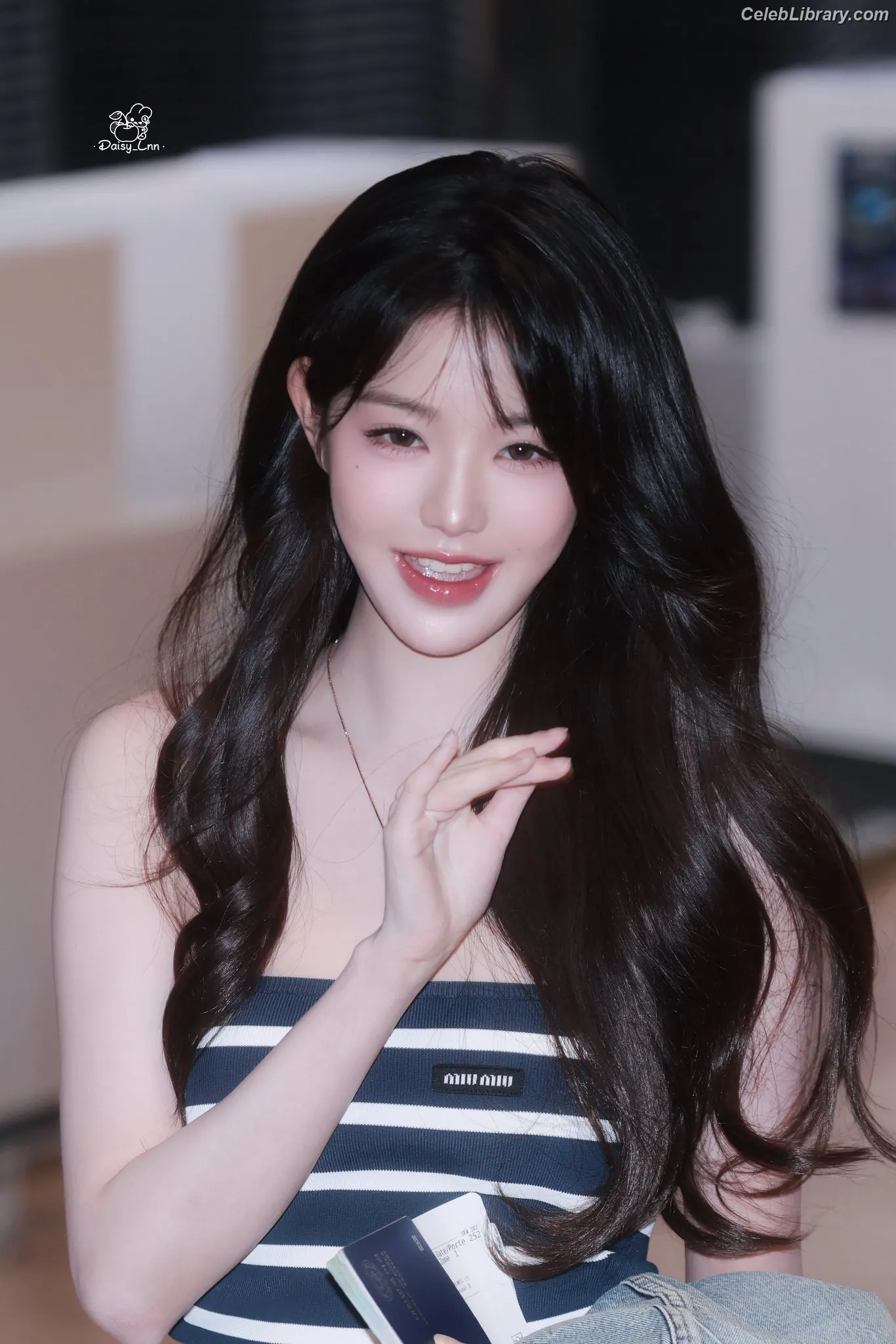 Jang Won-young  장원영 WONYOUNG photo 24 of 5845