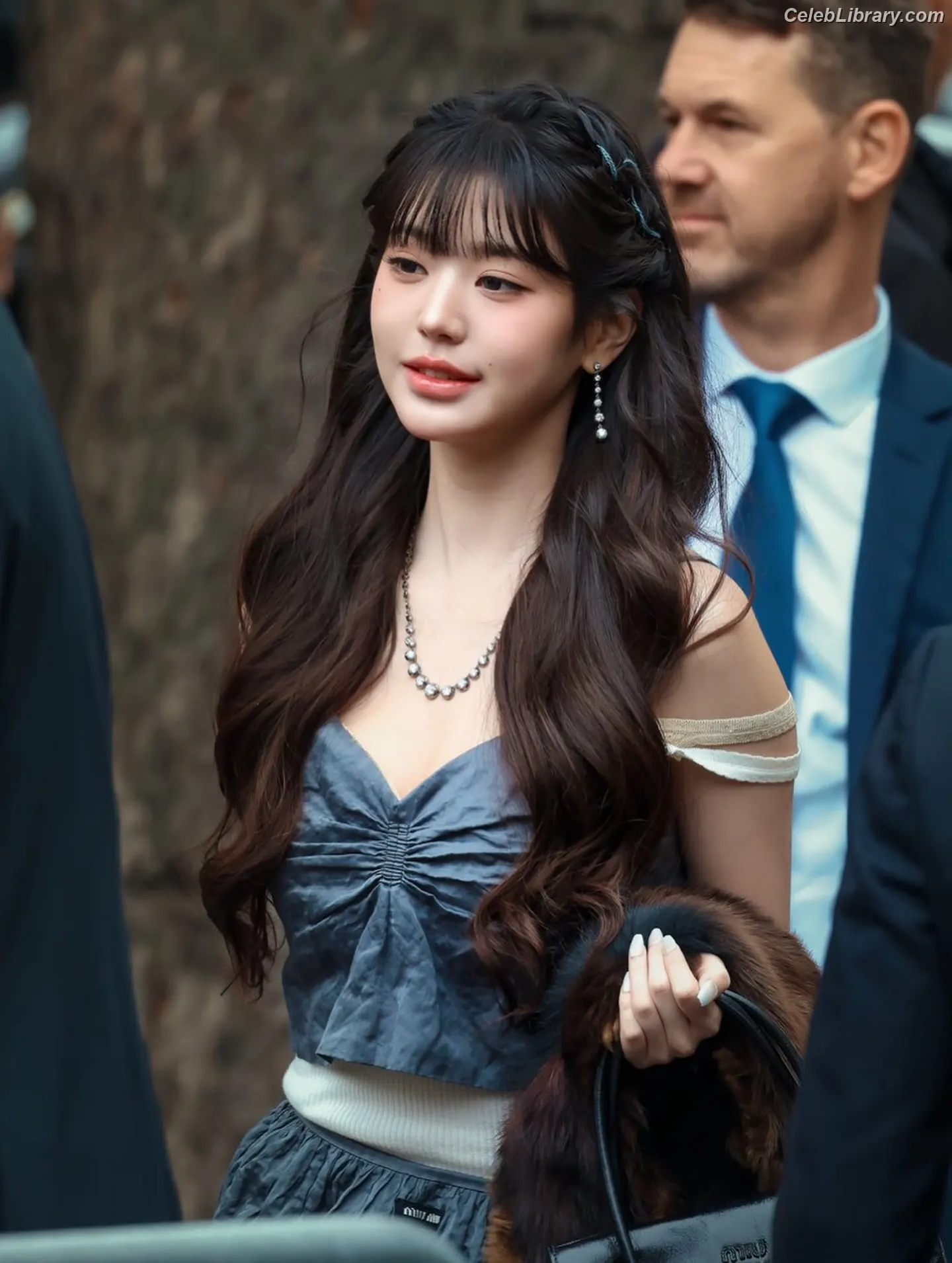 Jang Won-young  장원영 WONYOUNG photo 4 of 5845