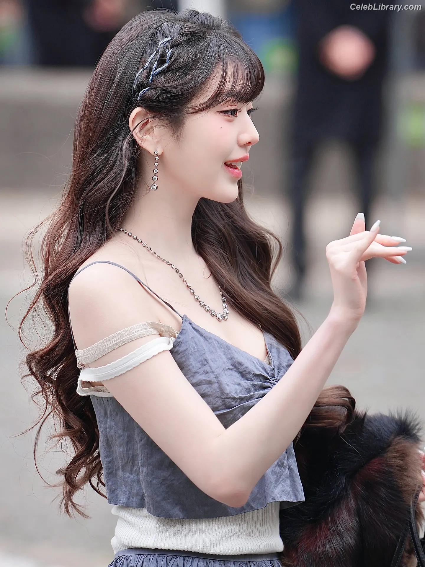 Jang Won-young  장원영 WONYOUNG photo 10 of 5845