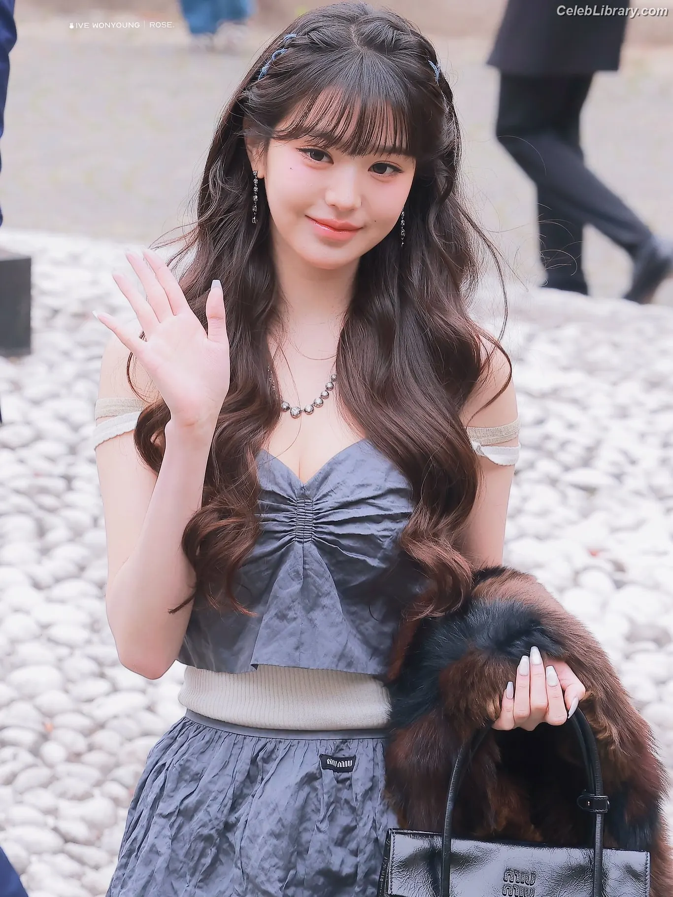 Jang Won-young  장원영 WONYOUNG photo 14 of 5845