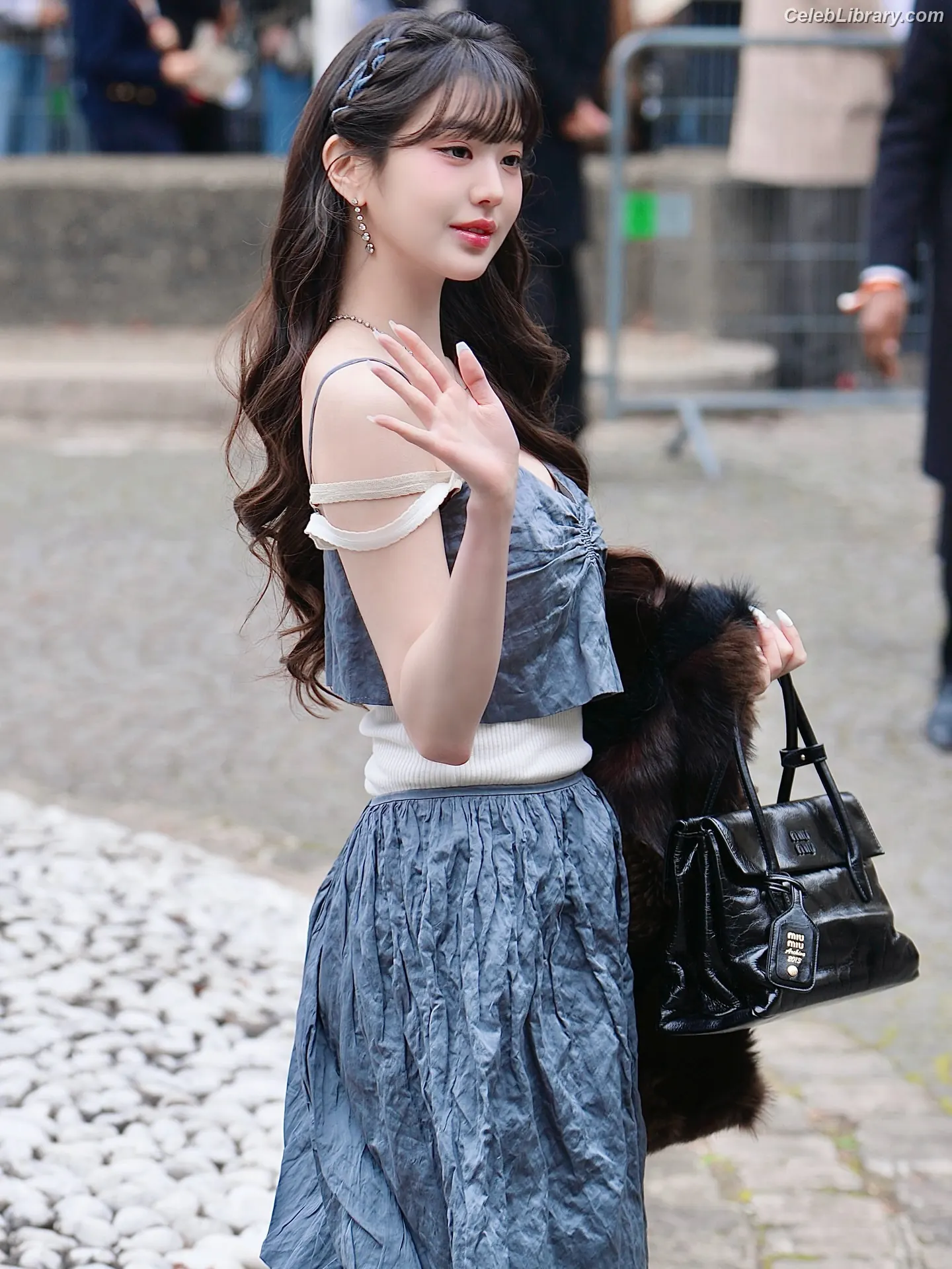 Jang Won-young  장원영 WONYOUNG photo 17 of 5845