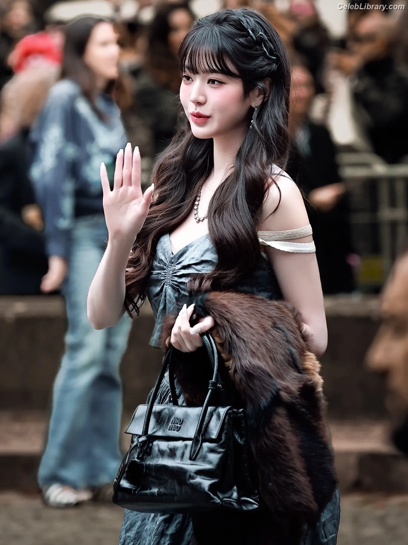 Jang Won-young  장원영 WONYOUNG photo 20 of 5845