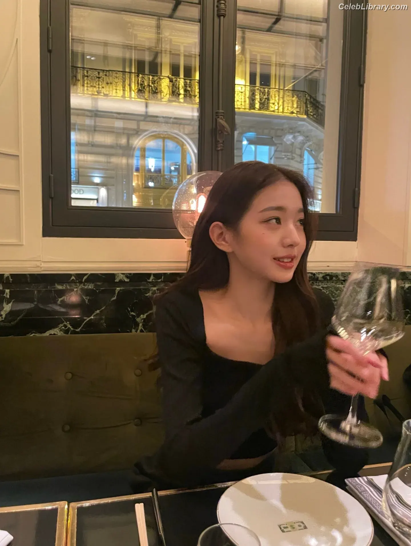 Jang Won-young  장원영 WONYOUNG photo 1 of 5845